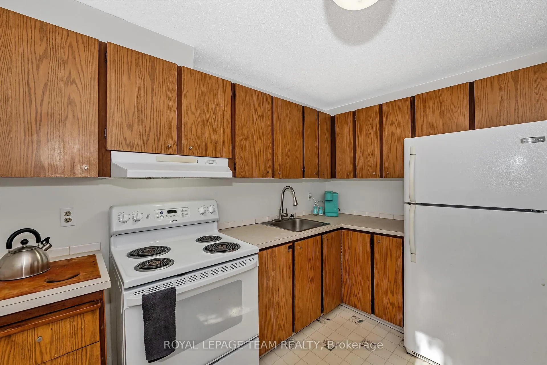Photo 17 of Unit 10, 31 Malvern Drive, Ottawa, Barrhaven - Pheasant Run — HOMEH