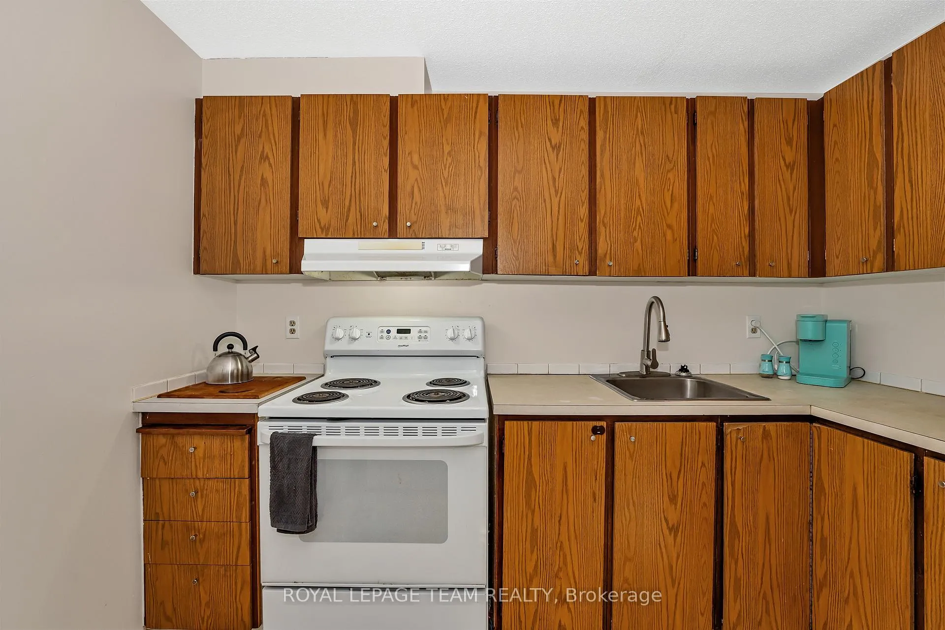 Photo 20 of Unit 10, 31 Malvern Drive, Ottawa, Barrhaven - Pheasant Run — HOMEH
