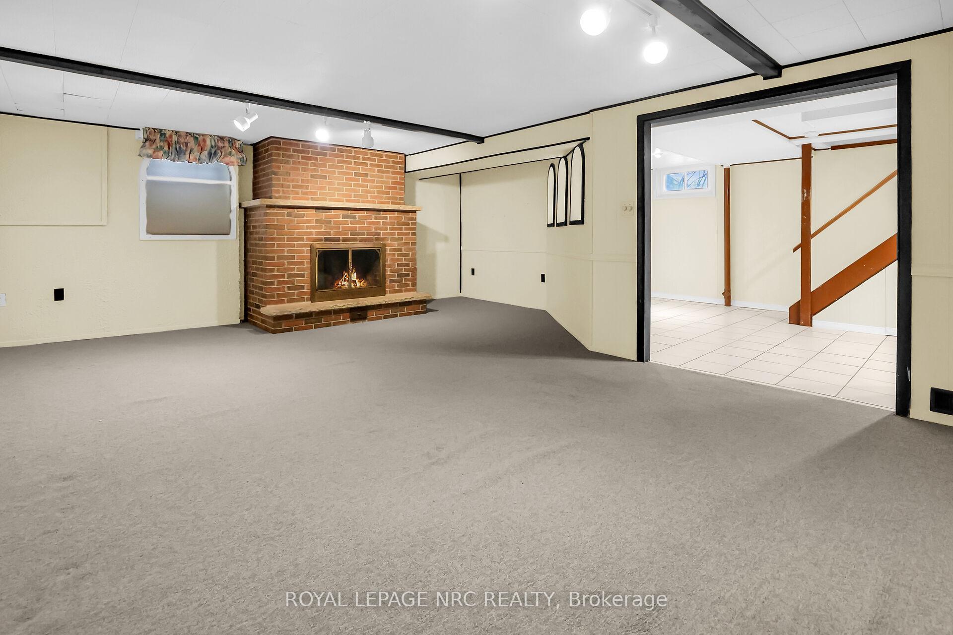 Photo 61 of 21 Beacon Hill Drive, St. Catharines, Burleigh Hill — HOMEH