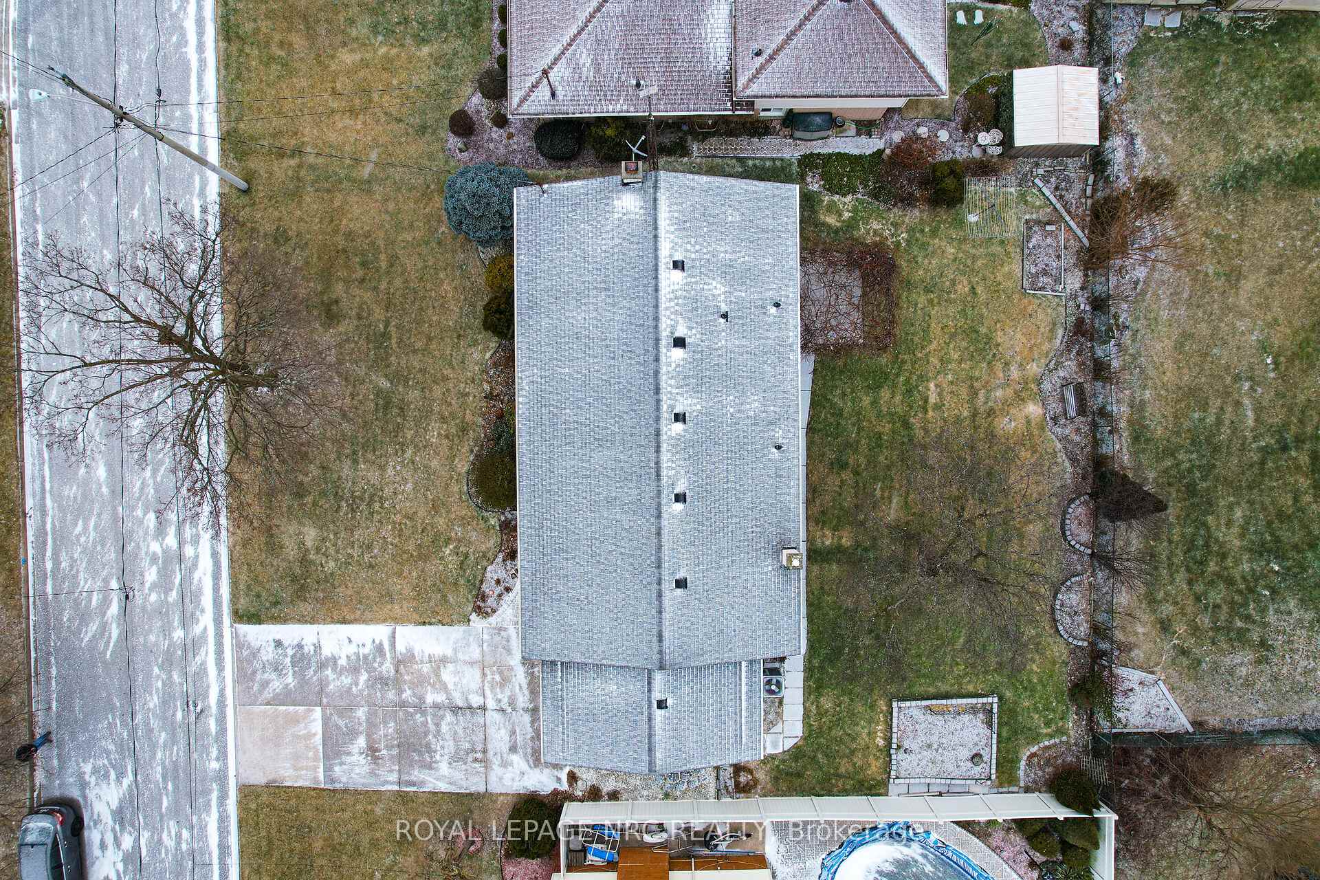 Photo 71 of 21 Beacon Hill Drive, St. Catharines, Burleigh Hill — HOMEH