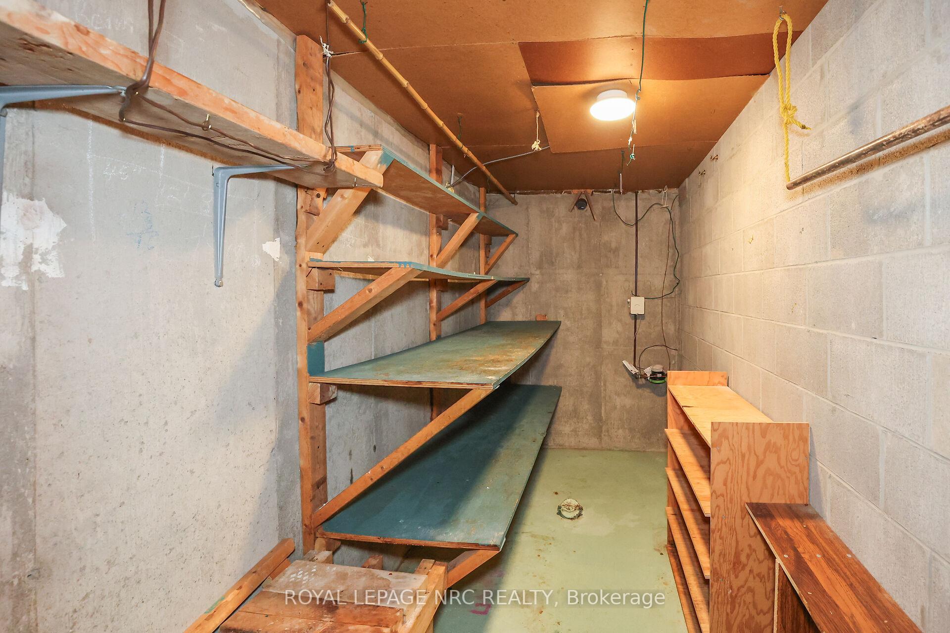 Photo 46 of 21 Beacon Hill Drive, St. Catharines, Burleigh Hill — HOMEH