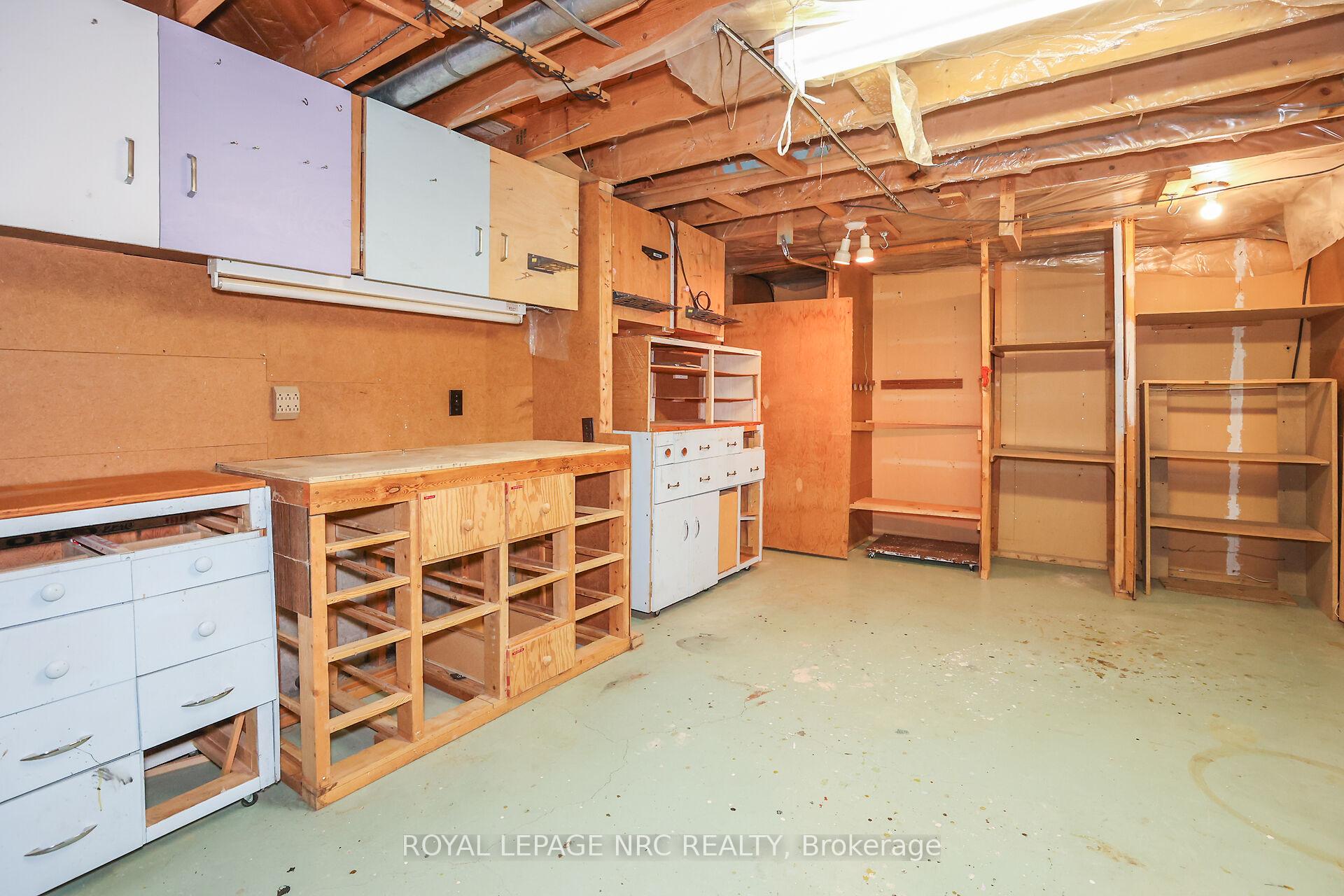 Photo 49 of 21 Beacon Hill Drive, St. Catharines, Burleigh Hill — HOMEH