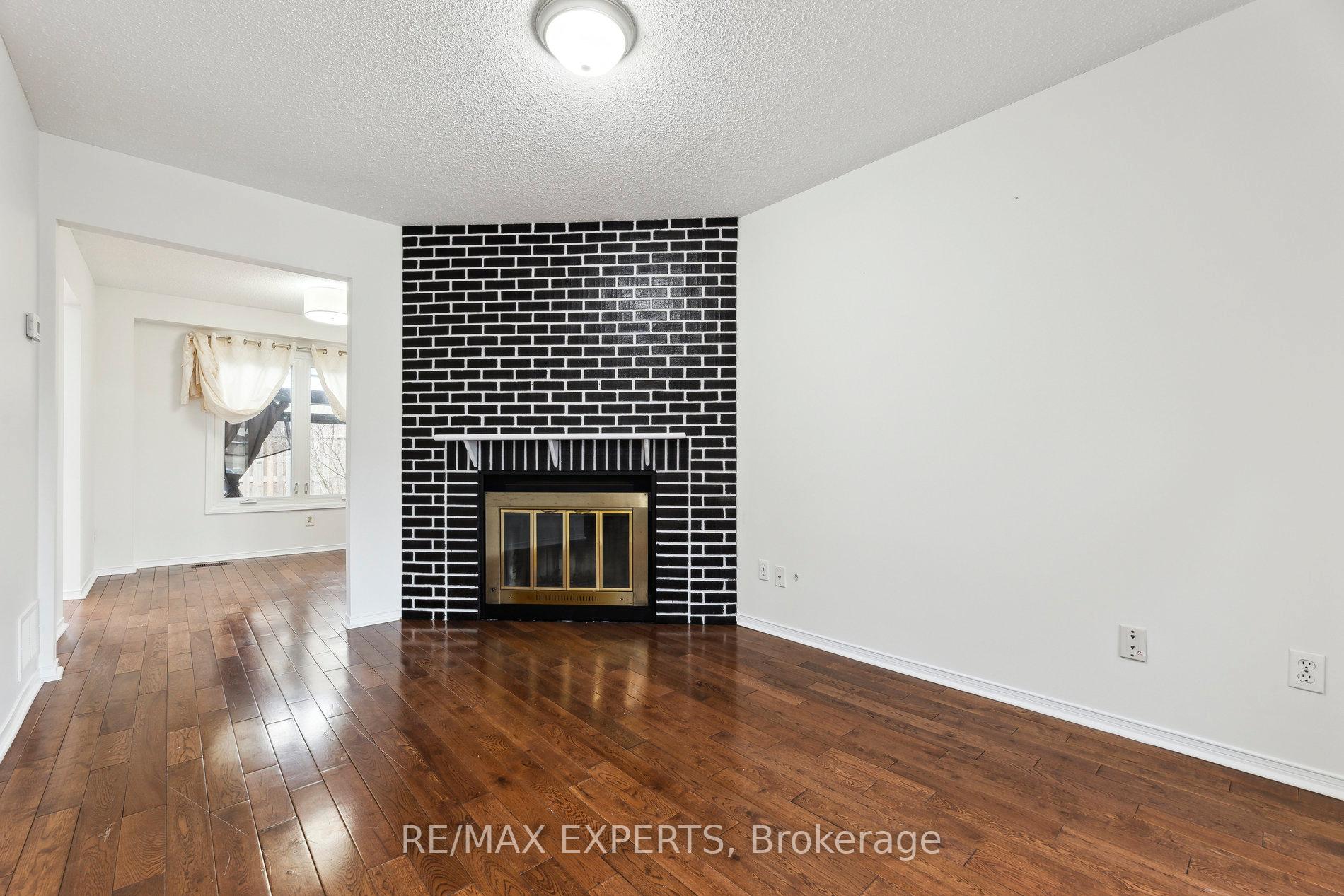 Photo 7 of 162 Reed Drive, Ajax, Central — HOMEH