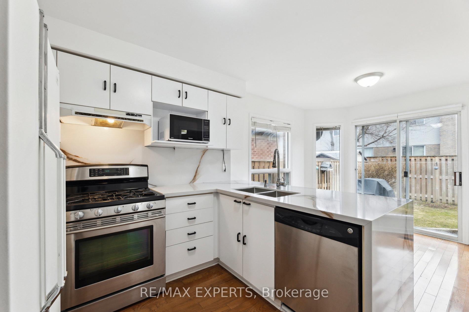 Photo 20 of 162 Reed Drive, Ajax, Central — HOMEH