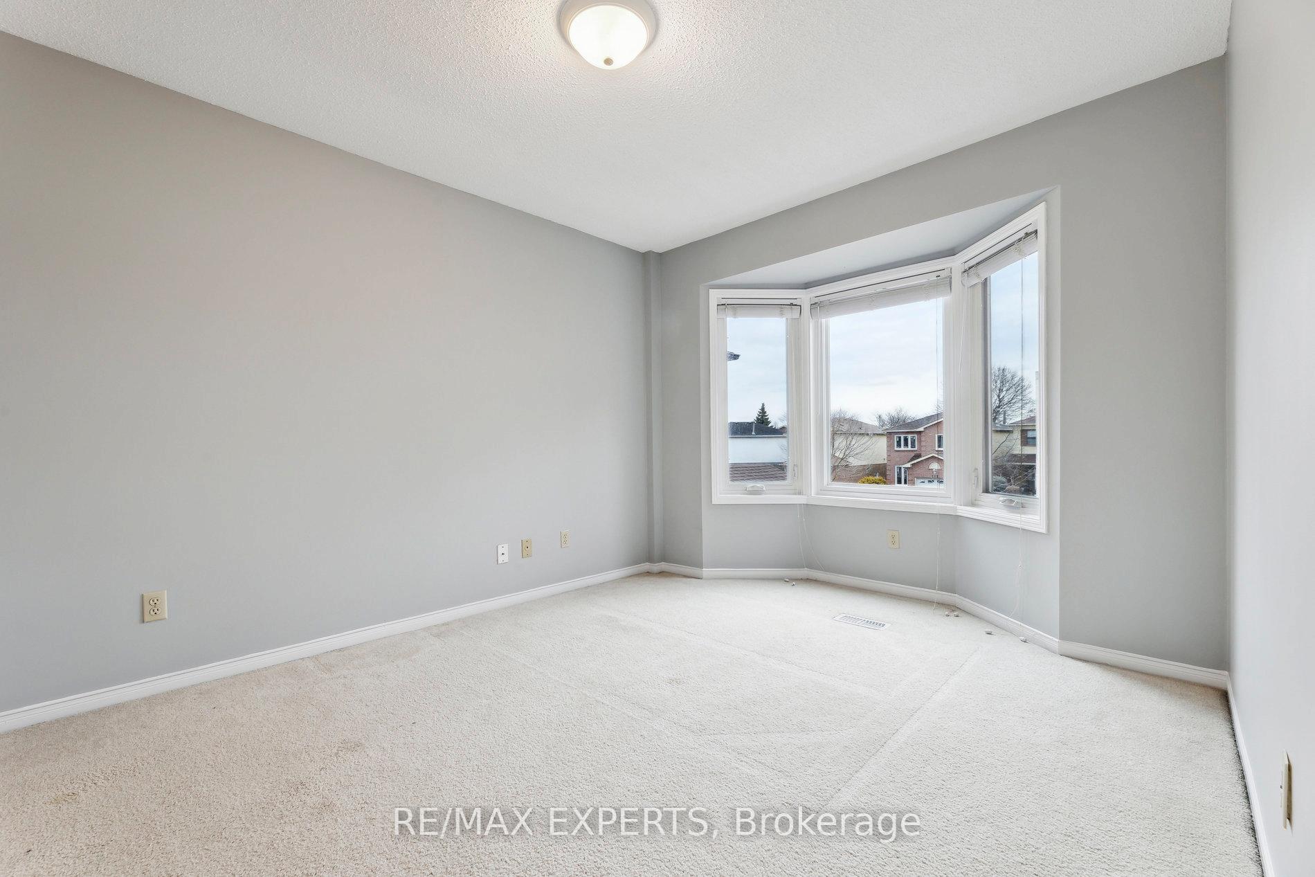 Photo 23 of 162 Reed Drive, Ajax, Central — HOMEH