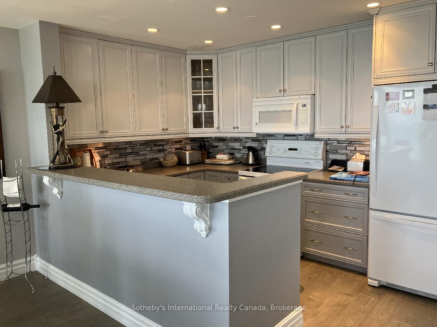 Photo 5 of 481 Mariners Way, Collingwood — HOMEH