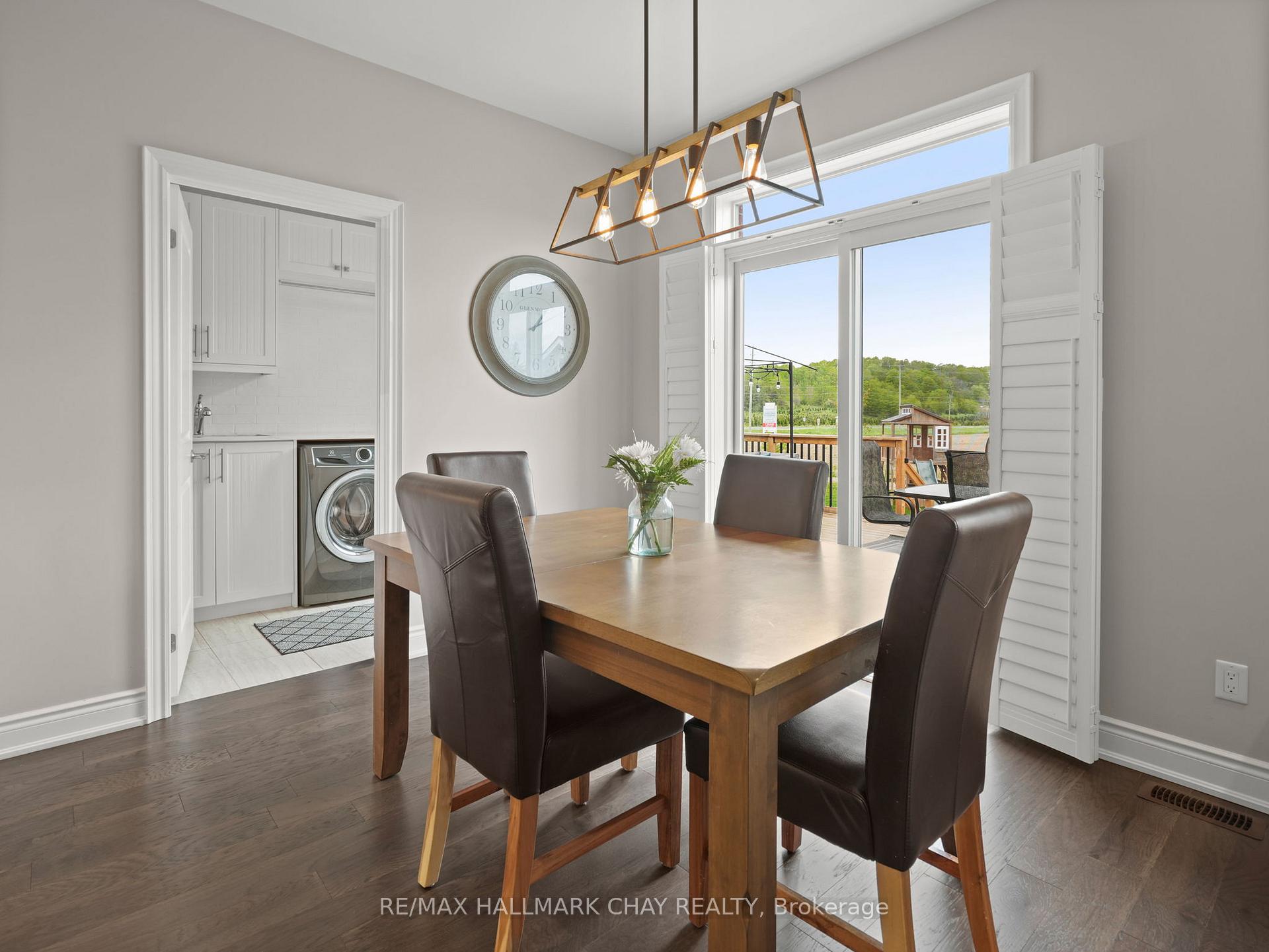 Photo 16 of 227 Mary Street, Clearview, Creemore — HOMEH