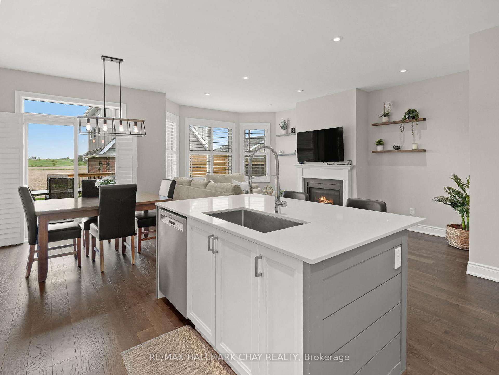 Photo 18 of 227 Mary Street, Clearview, Creemore — HOMEH