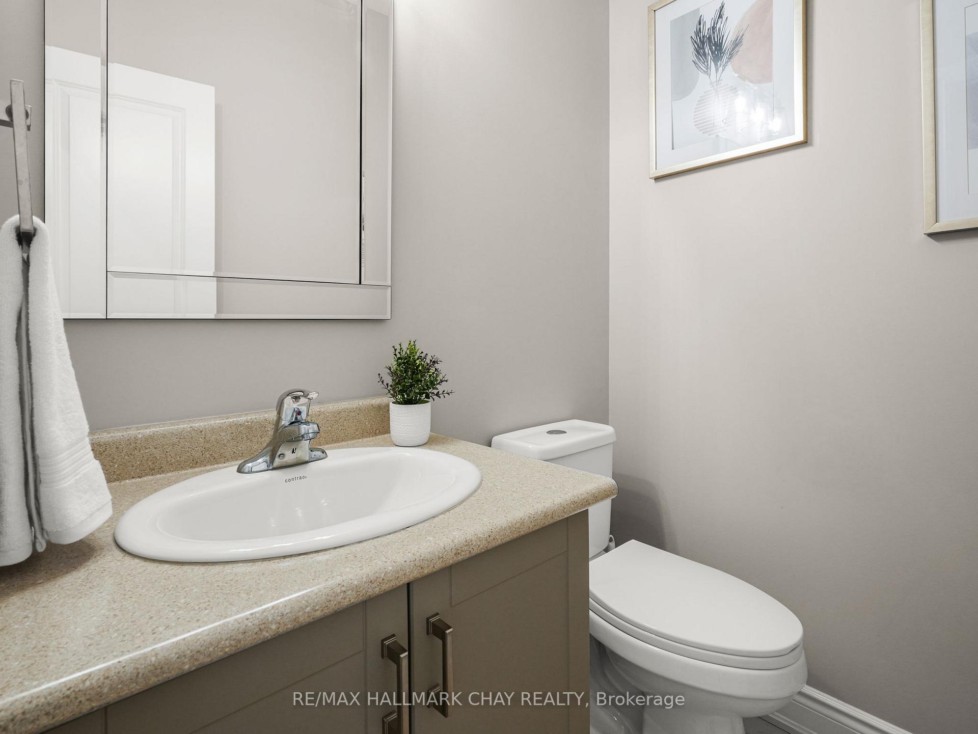 Photo 30 of 227 Mary Street, Clearview, Creemore — HOMEH