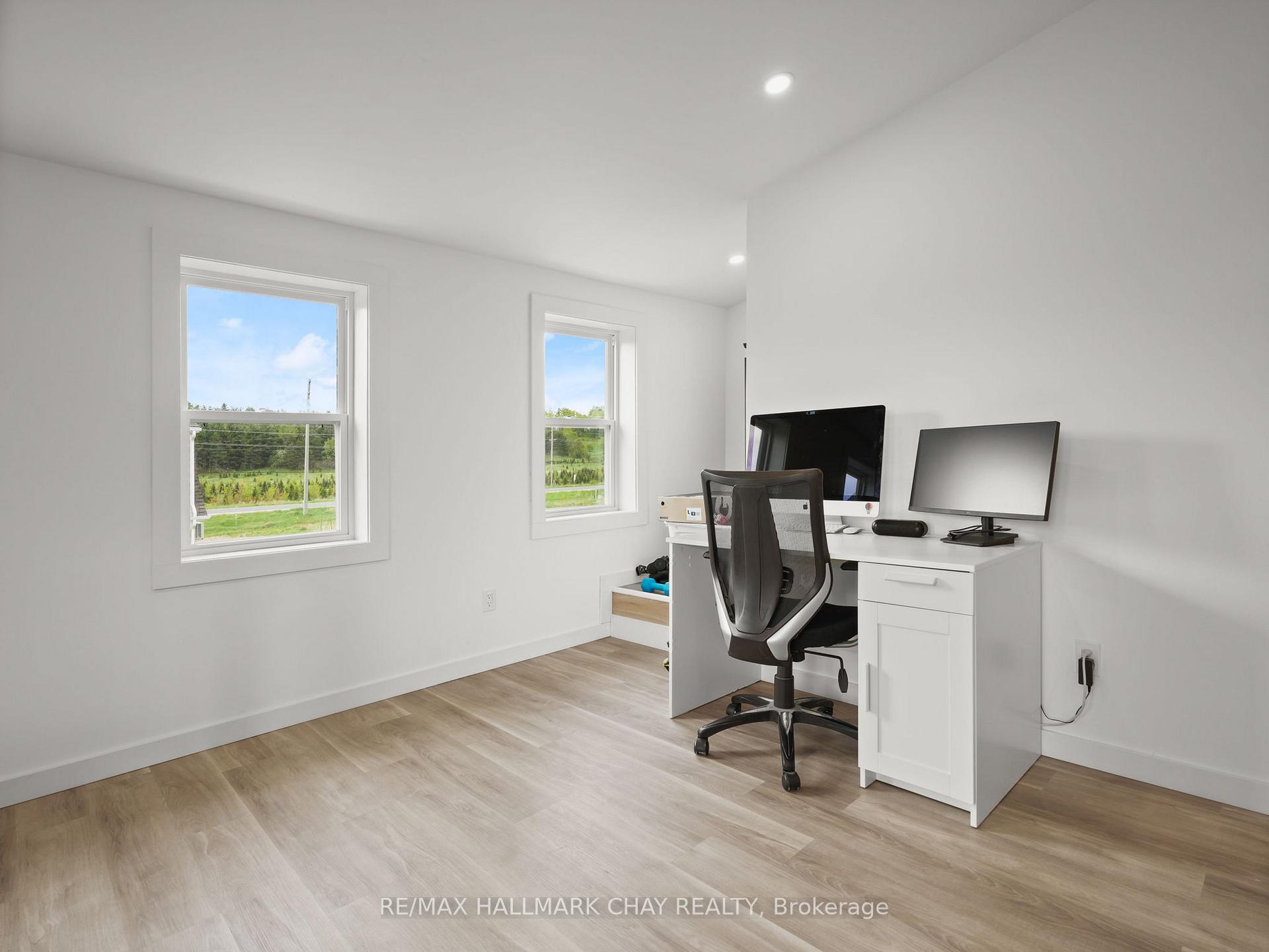 Photo 37 of 227 Mary Street, Clearview, Creemore — HOMEH