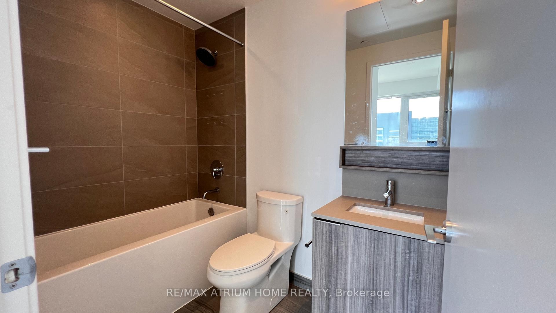 Photo 12 of Unit 1908, 5 Buttermill Avenue, Vaughan, Vaughan Corporate Centre — HOMEH