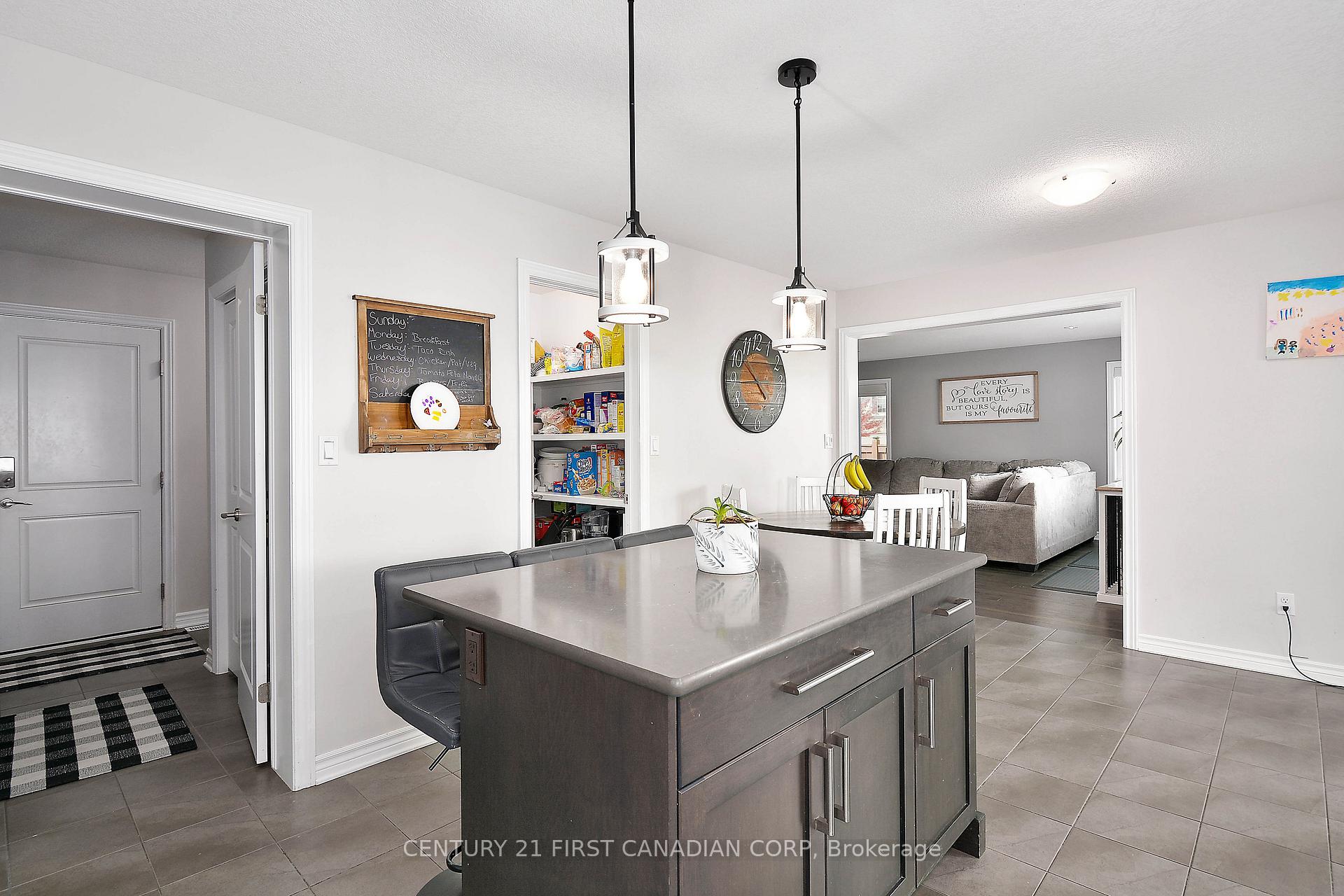 Photo 10 of 1 Russet Lane, St. Thomas — HOMEH