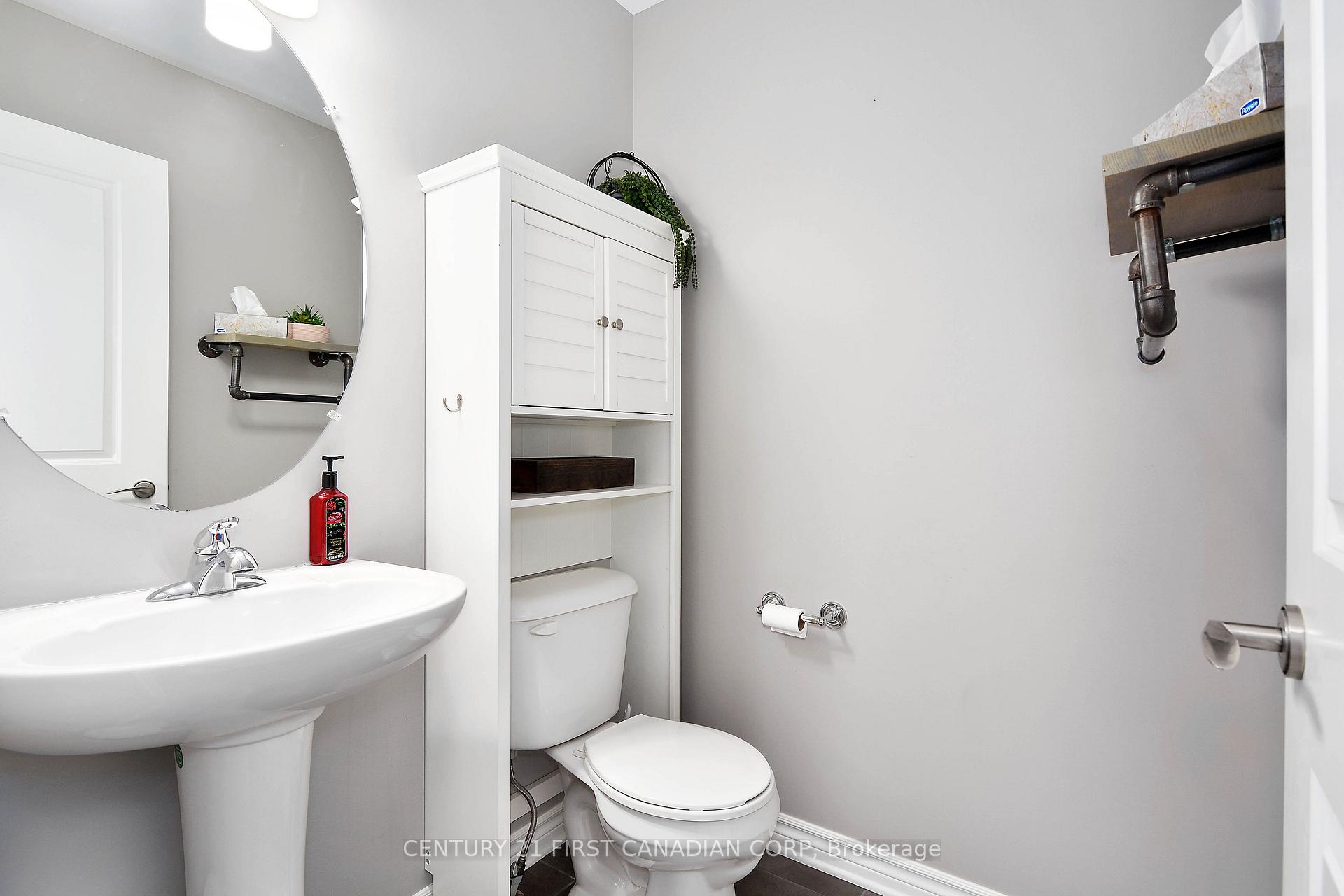 Photo 12 of 1 Russet Lane, St. Thomas — HOMEH