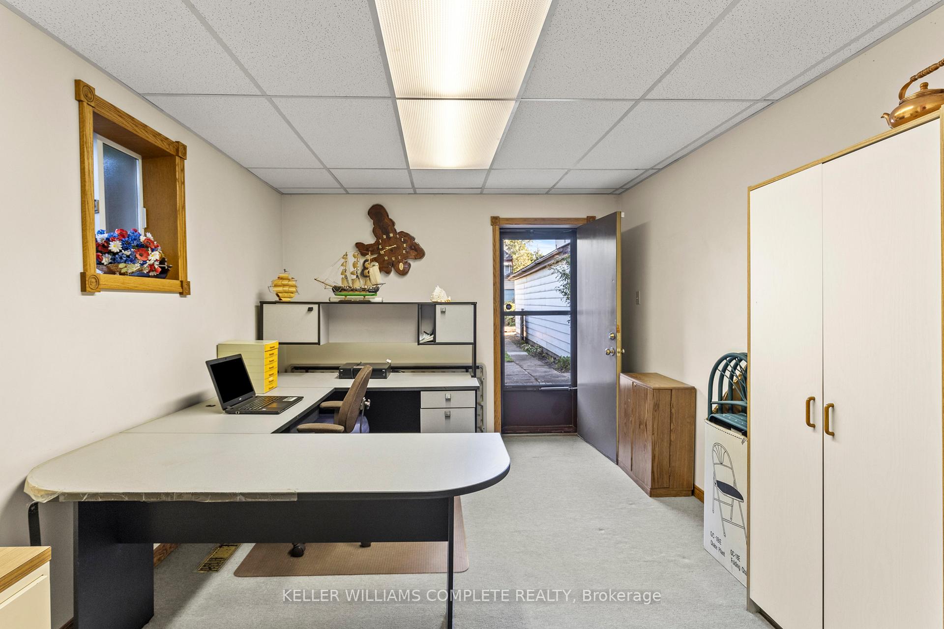Photo 8 of 11 Ford Street, Hamilton, Corktown — HOMEH