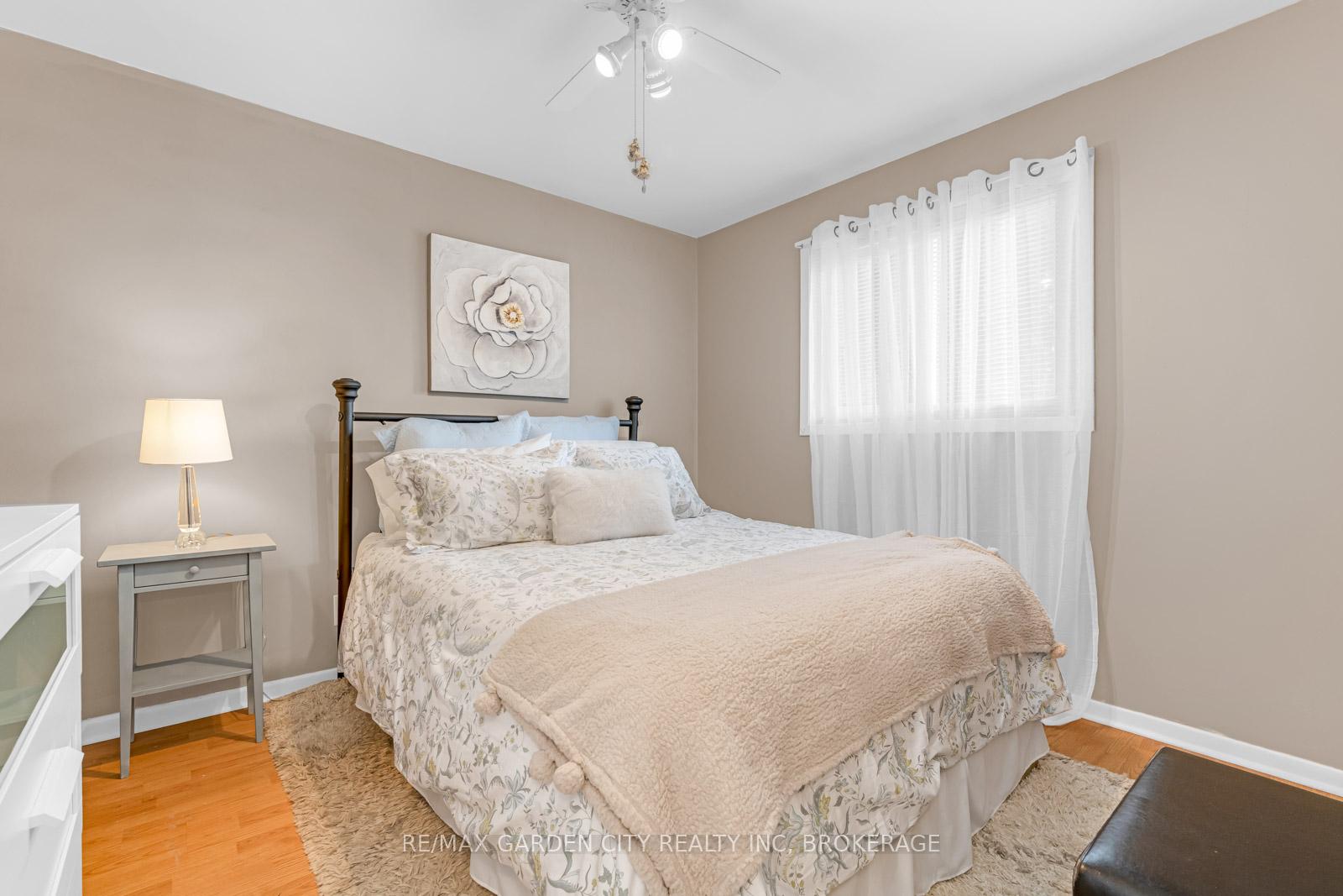 Photo 14 of 40 Densgrove Drive, St. Catharines, Vine/Linwell — HOMEH