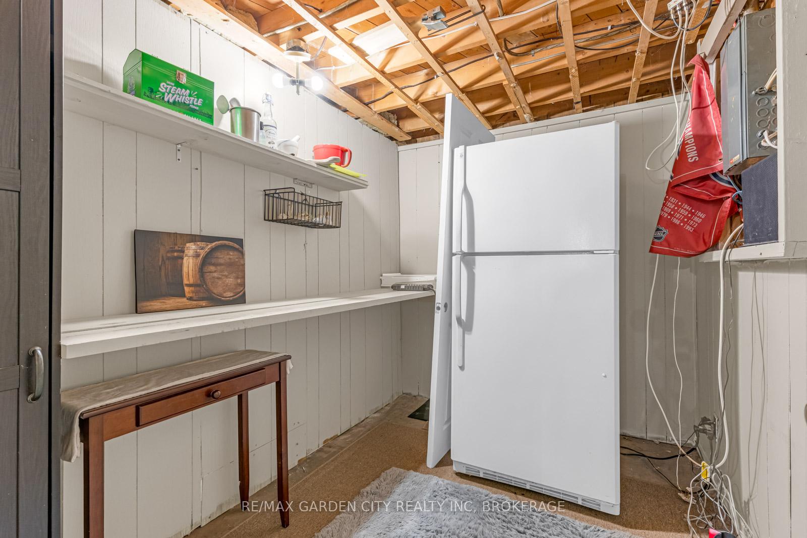 Photo 25 of 40 Densgrove Drive, St. Catharines, Vine/Linwell — HOMEH