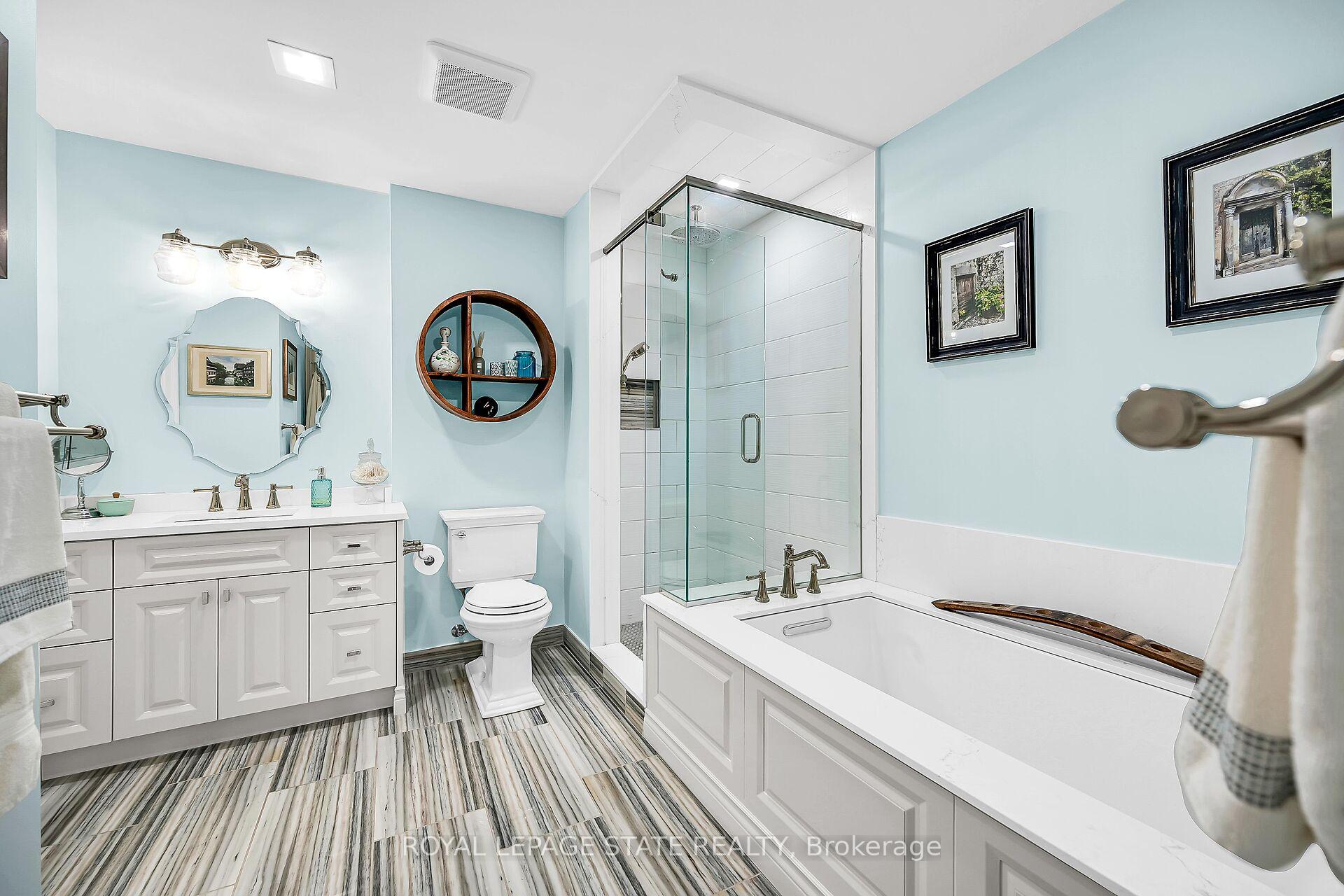 Photo 6 of 17 Sunters Court, Hamilton, Ancaster — HOMEH