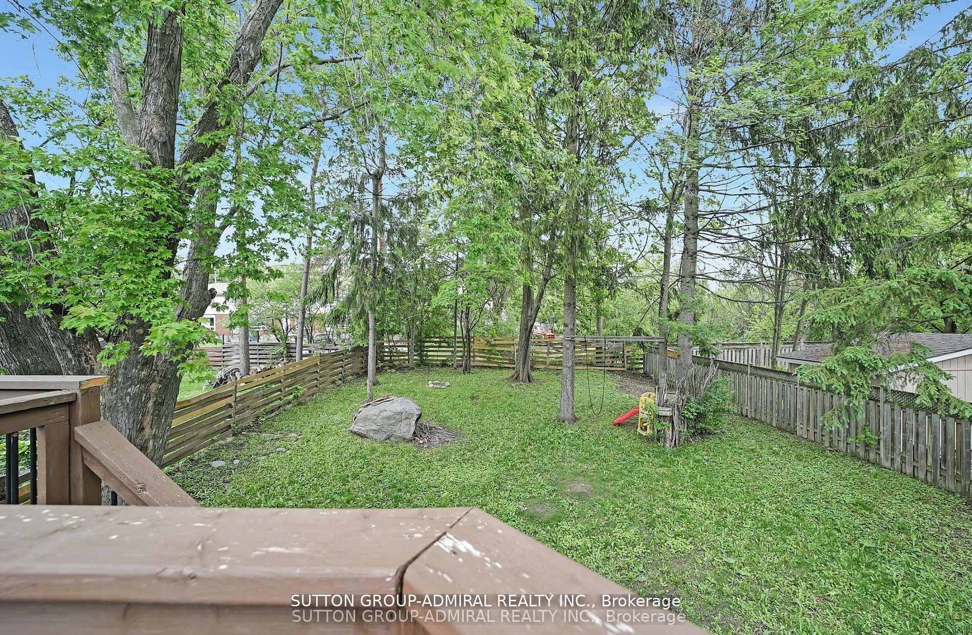 Photo 17 of 14 Chippawa (Main) Court, Barrie, North Shore — HOMEH