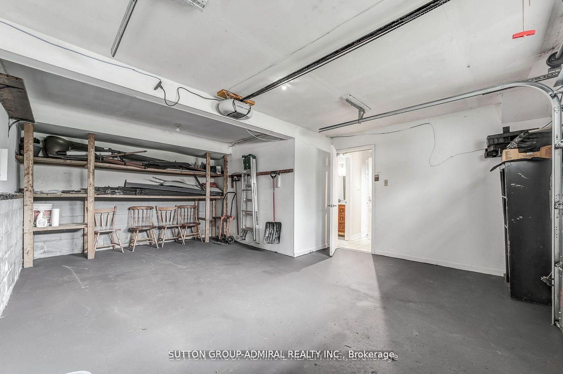 Photo 18 of 14 Chippawa (Main) Court, Barrie, North Shore — HOMEH