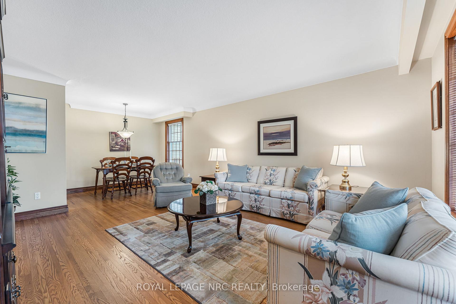 Photo 5 of 58 Woodrow Street, St. Catharines, Secord Woods — HOMEH