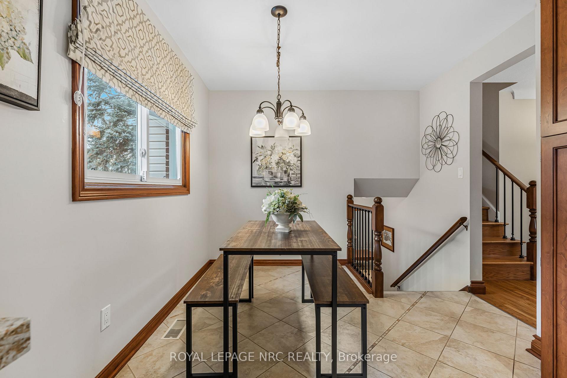 Photo 13 of 58 Woodrow Street, St. Catharines, Secord Woods — HOMEH