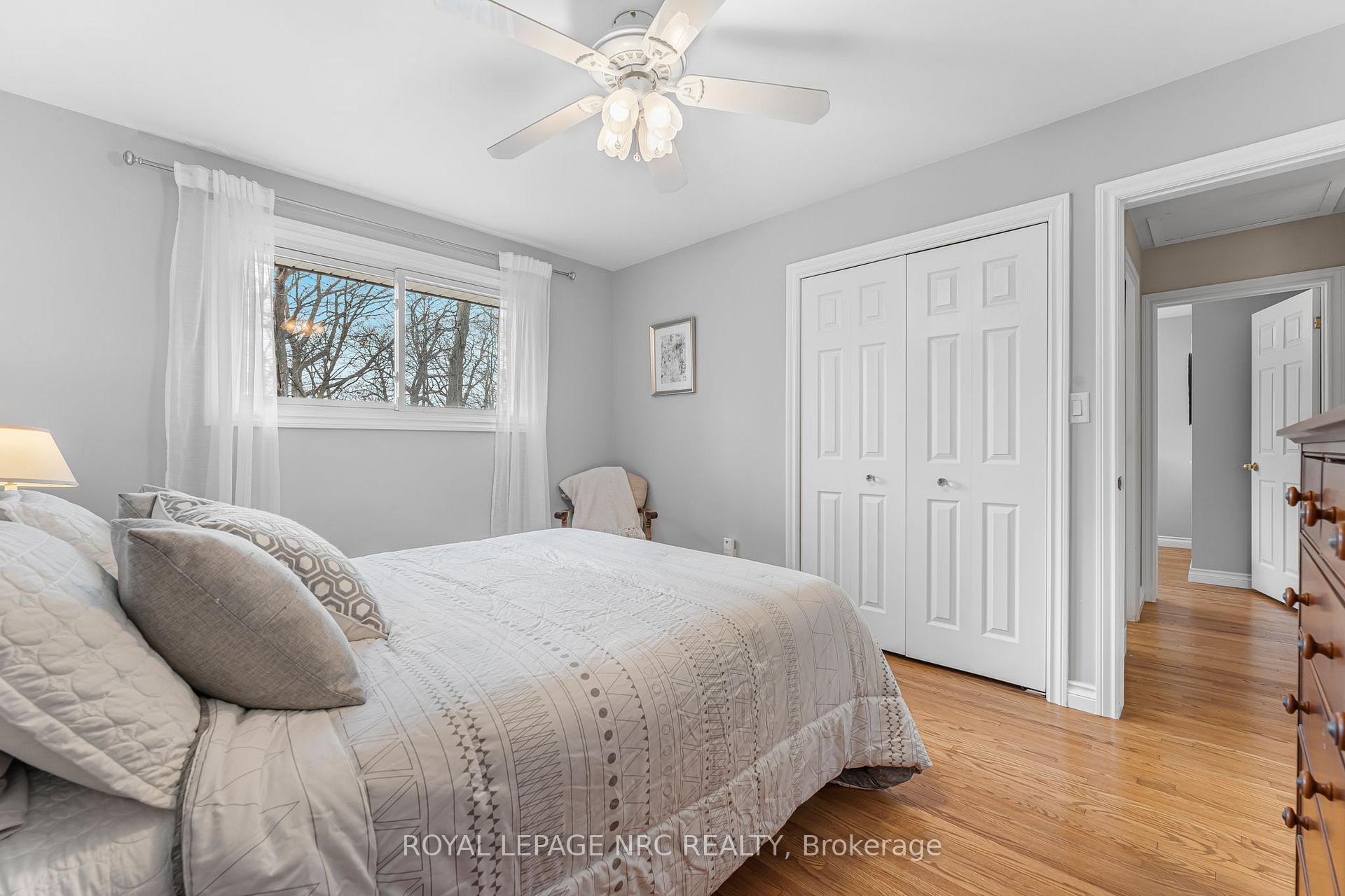 Photo 16 of 58 Woodrow Street, St. Catharines, Secord Woods — HOMEH