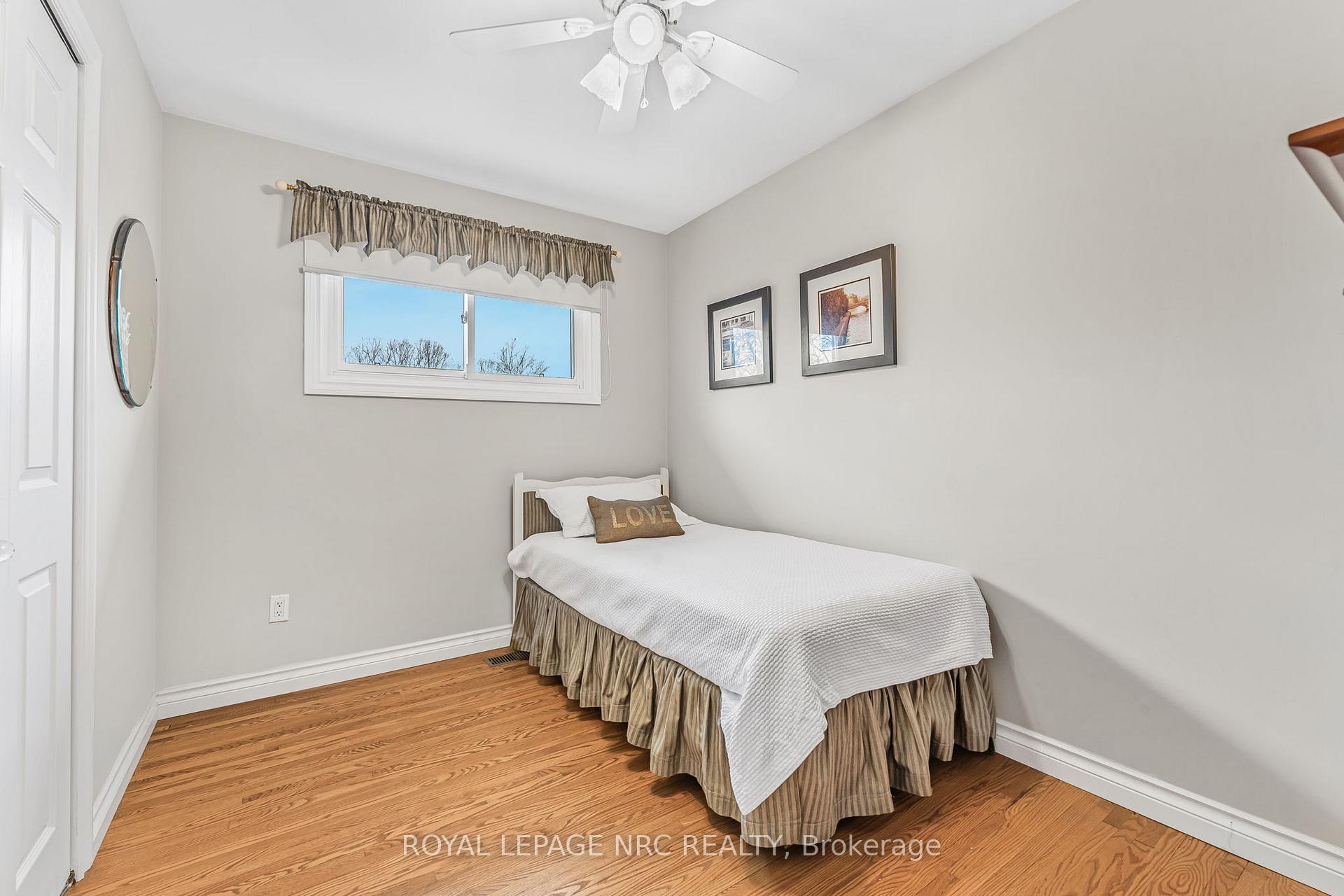 Photo 17 of 58 Woodrow Street, St. Catharines, Secord Woods — HOMEH