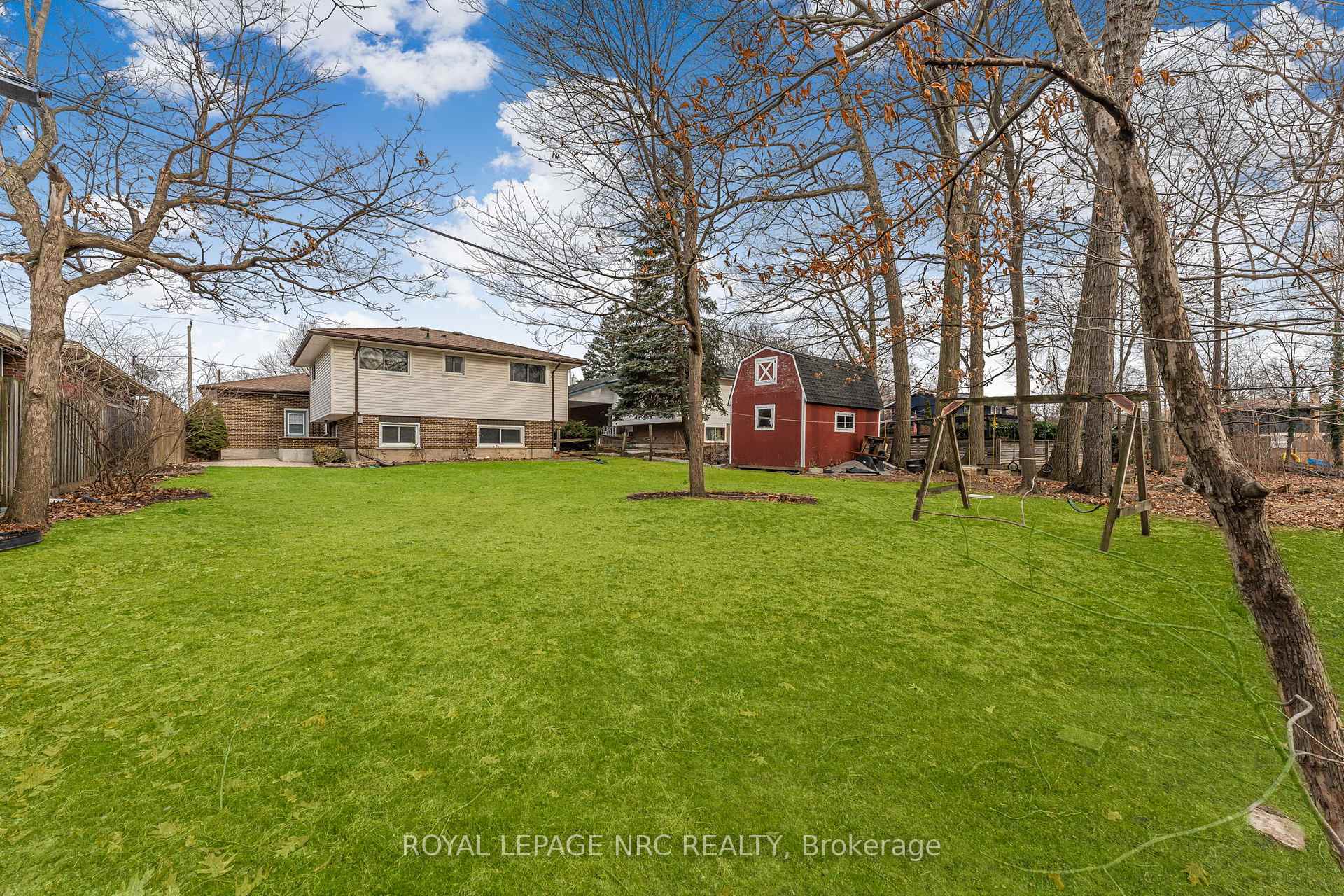 Photo 34 of 58 Woodrow Street, St. Catharines, Secord Woods — HOMEH