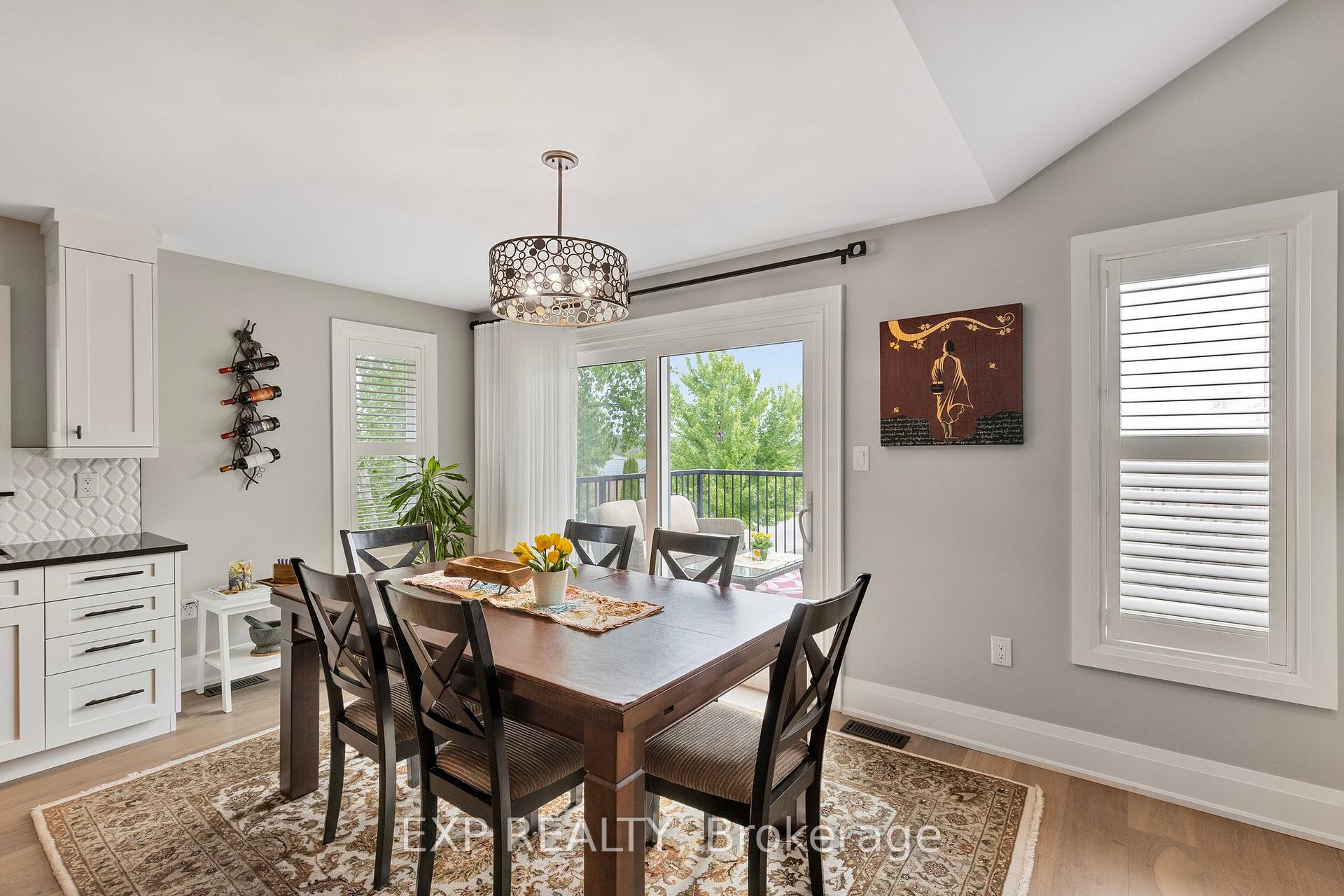 Photo 14 of 9 Pacific Avenue, Barrie, Little Lake — HOMEH