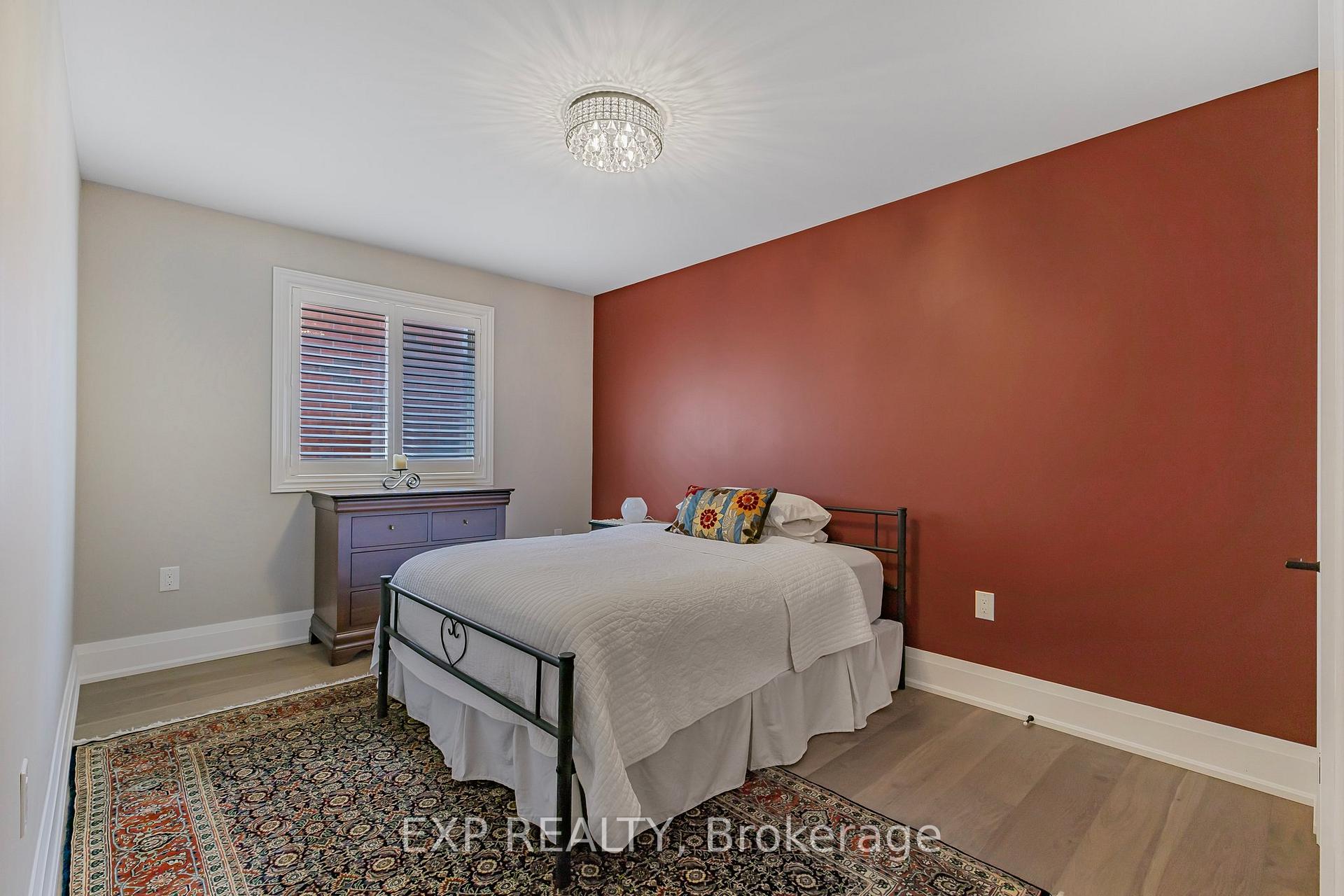 Photo 26 of 9 Pacific Avenue, Barrie, Little Lake — HOMEH