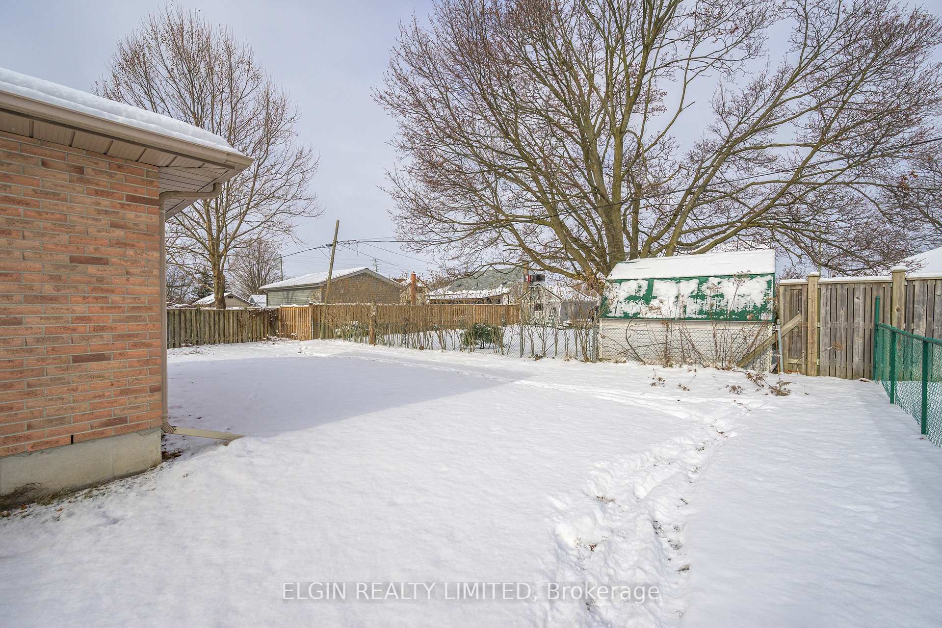 Photo 9 of 47 Rickwood Place, St. Thomas — HOMEH