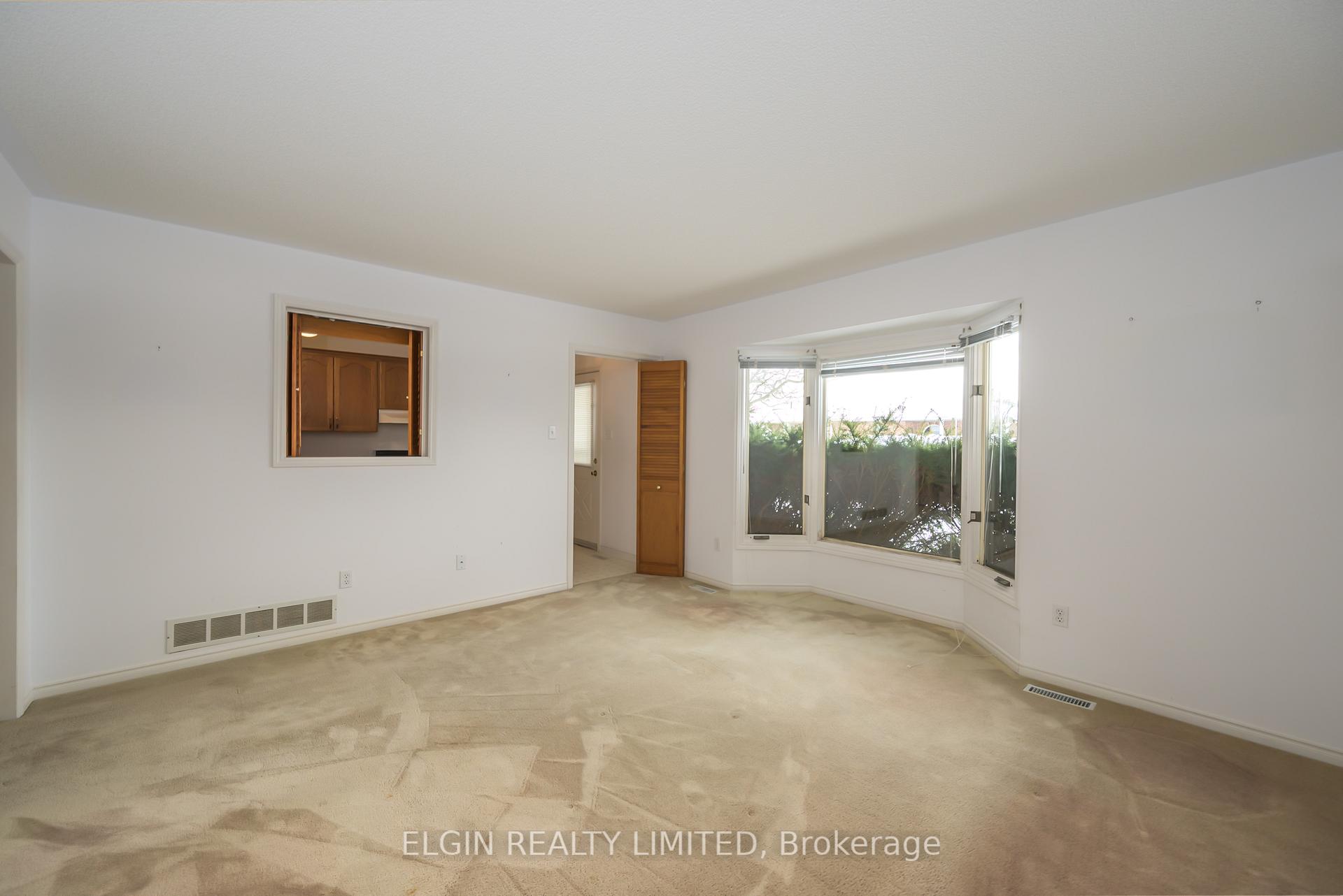 Photo 11 of 47 Rickwood Place, St. Thomas — HOMEH