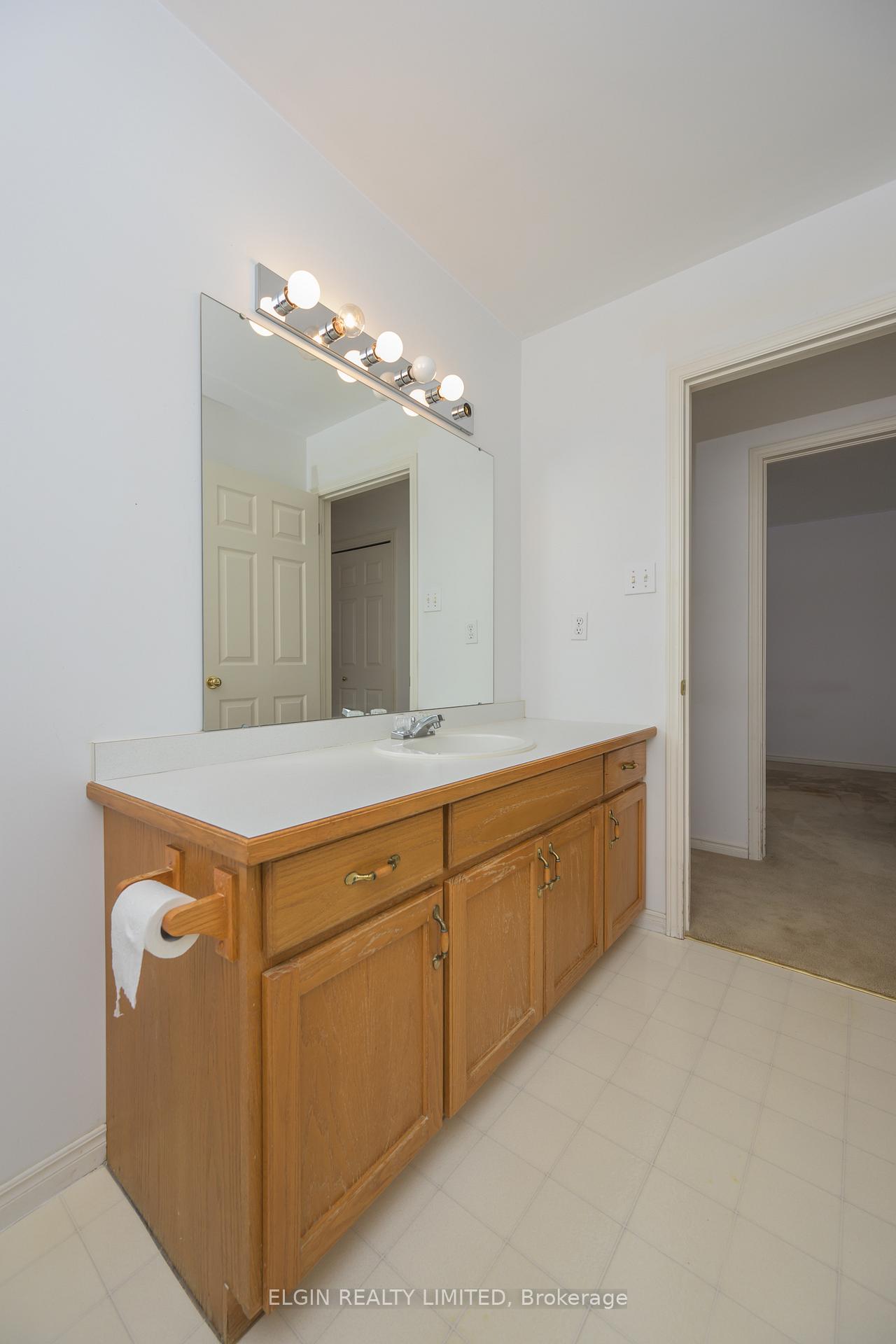 Photo 24 of 47 Rickwood Place, St. Thomas — HOMEH