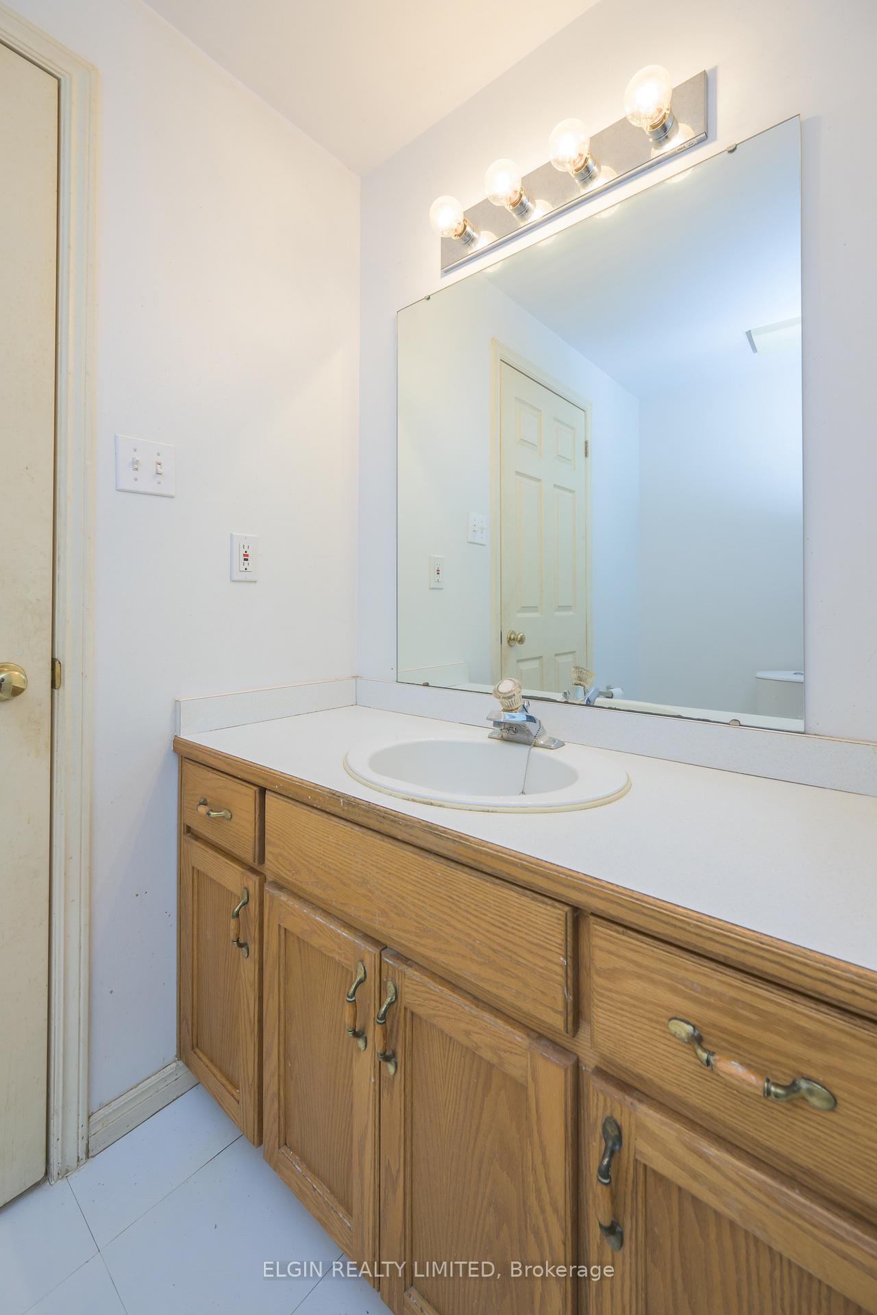 Photo 29 of 47 Rickwood Place, St. Thomas — HOMEH