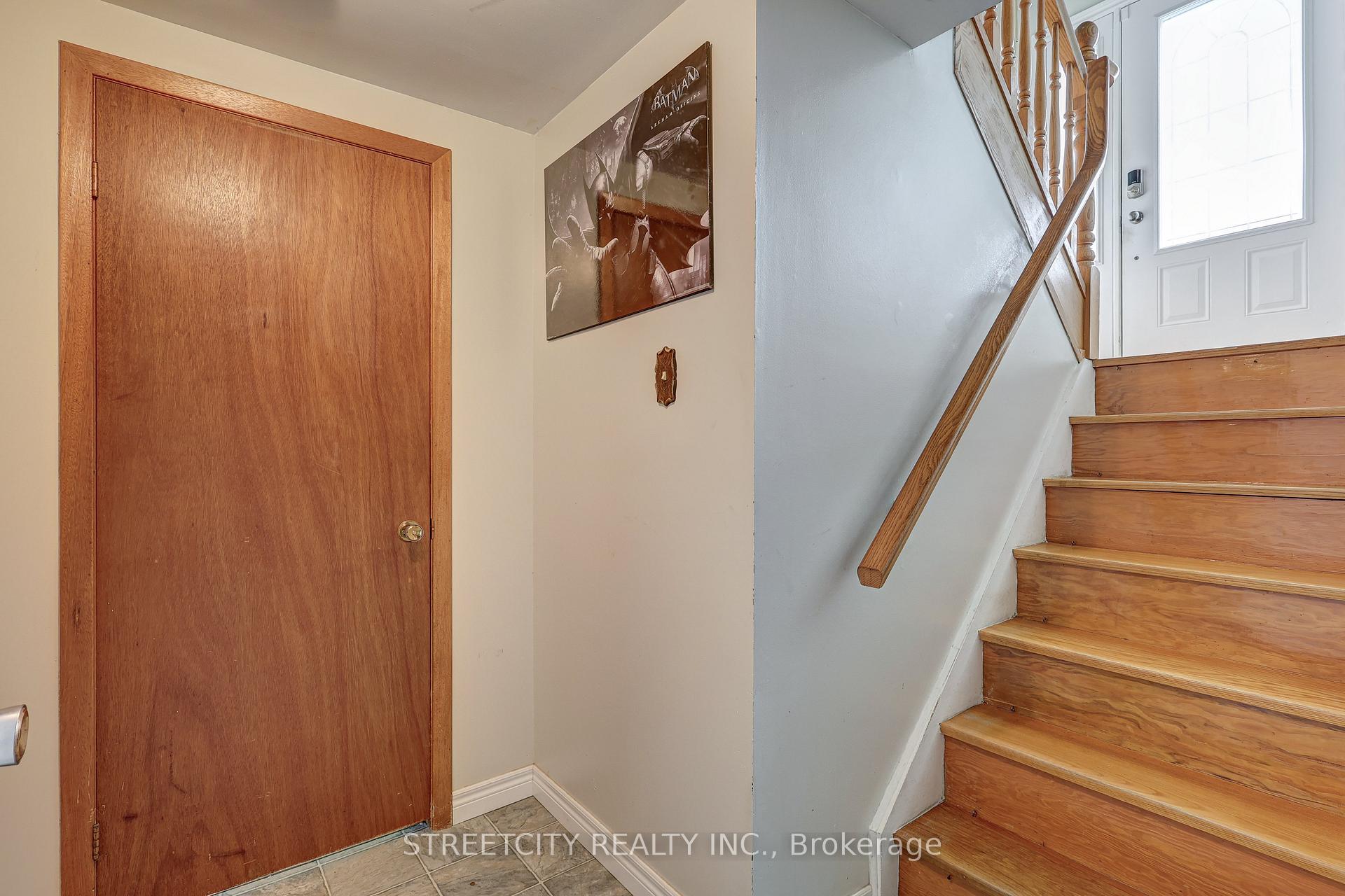 Photo 27 of 105 Confederation Drive, St. Thomas — HOMEH