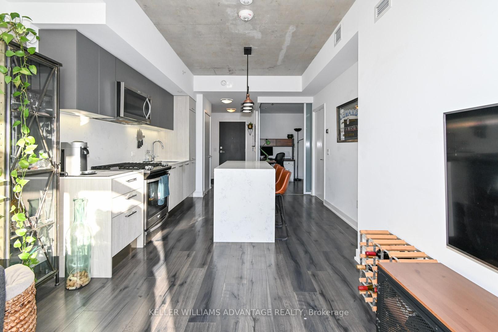 Photo 8 of Unit 505, 630 Kingston Road, Toronto, The Beaches — HOMEH