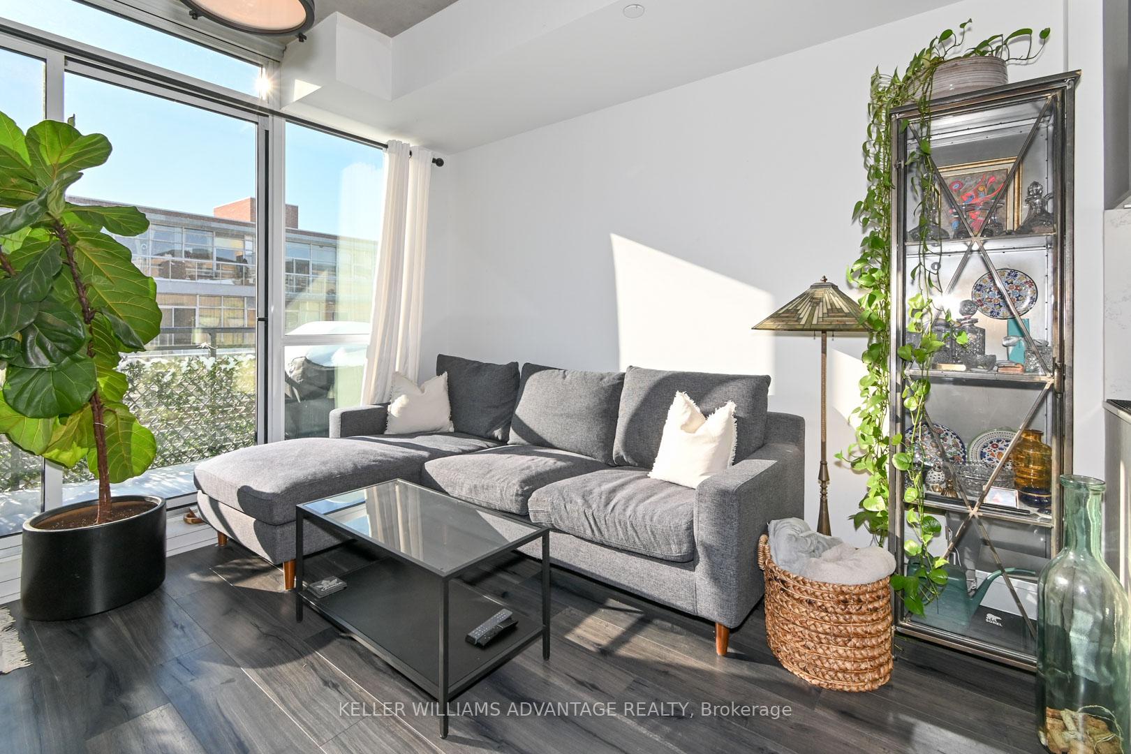 Photo 9 of Unit 505, 630 Kingston Road, Toronto, The Beaches — HOMEH