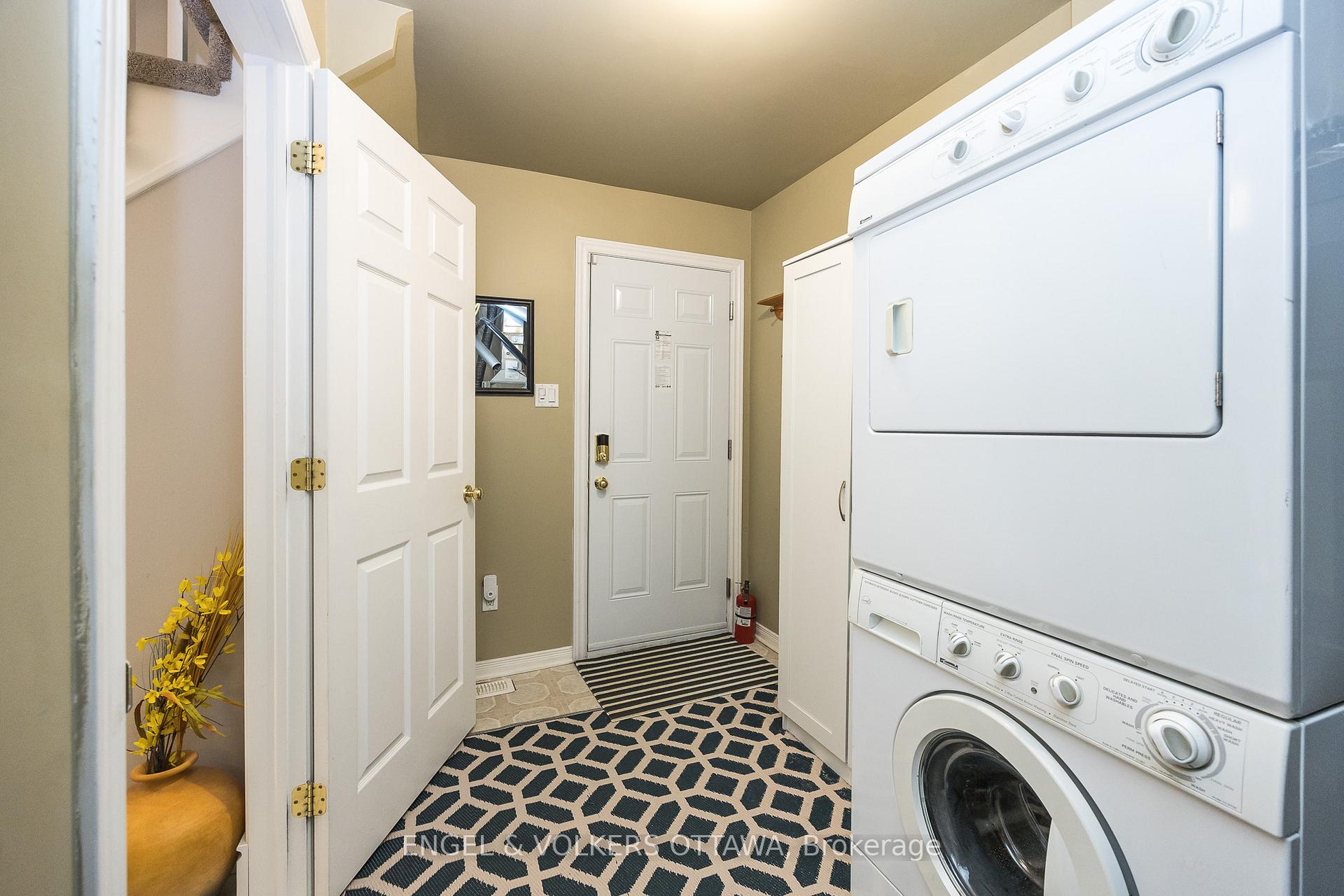 Photo 8 of 5 Carraway Private, Ottawa, Old Ottawa South — HOMEH