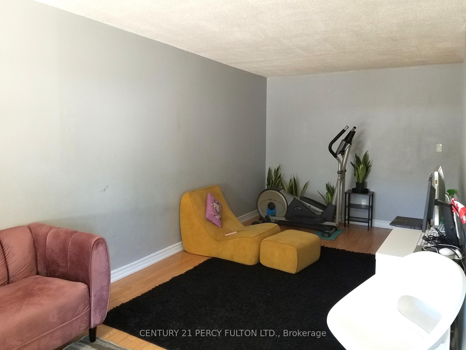 Photo 5 of Unit 21, 540 Dorchester Drive, Oshawa, Vanier — HOMEH