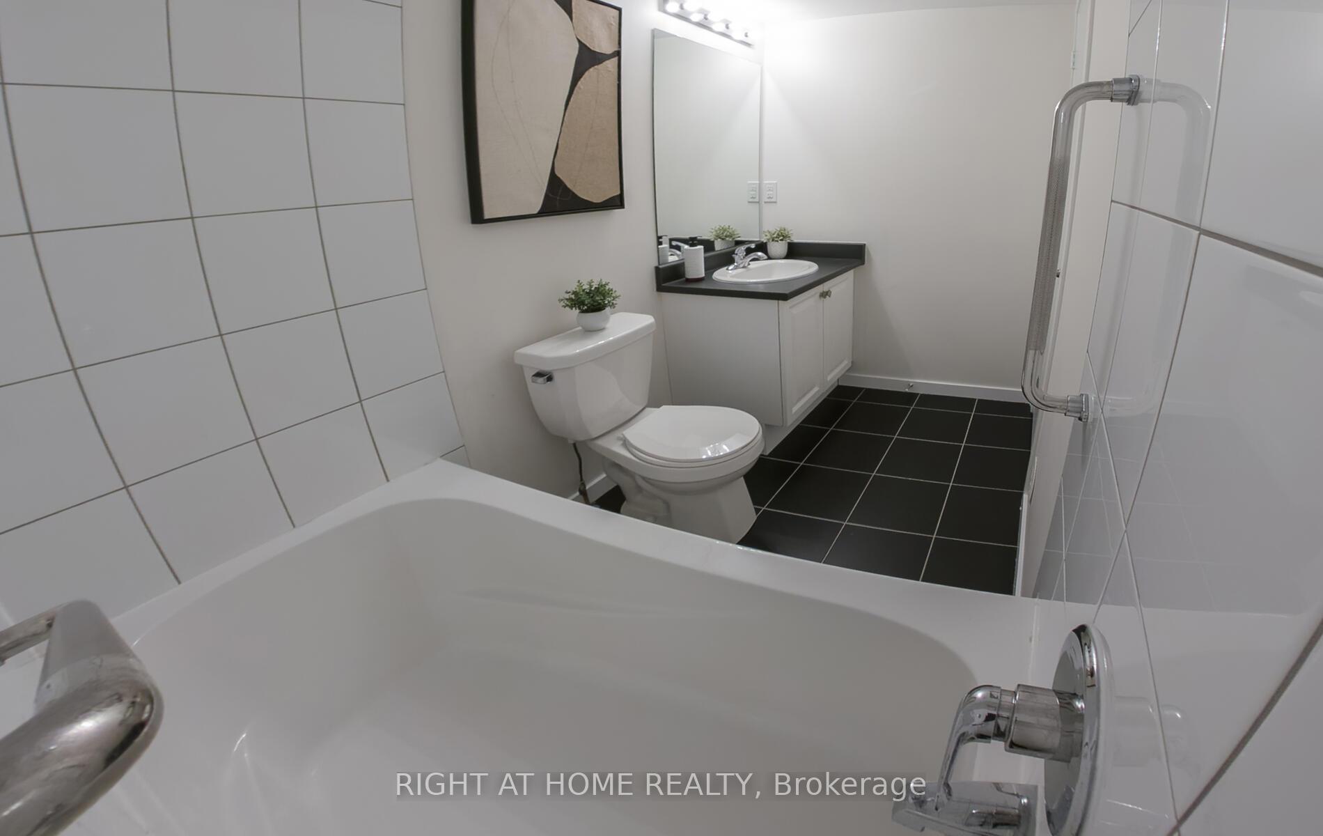 Photo 28 of Unit #25, 200 Alex Gardner Circle, Aurora, Aurora Heights — HOMEH