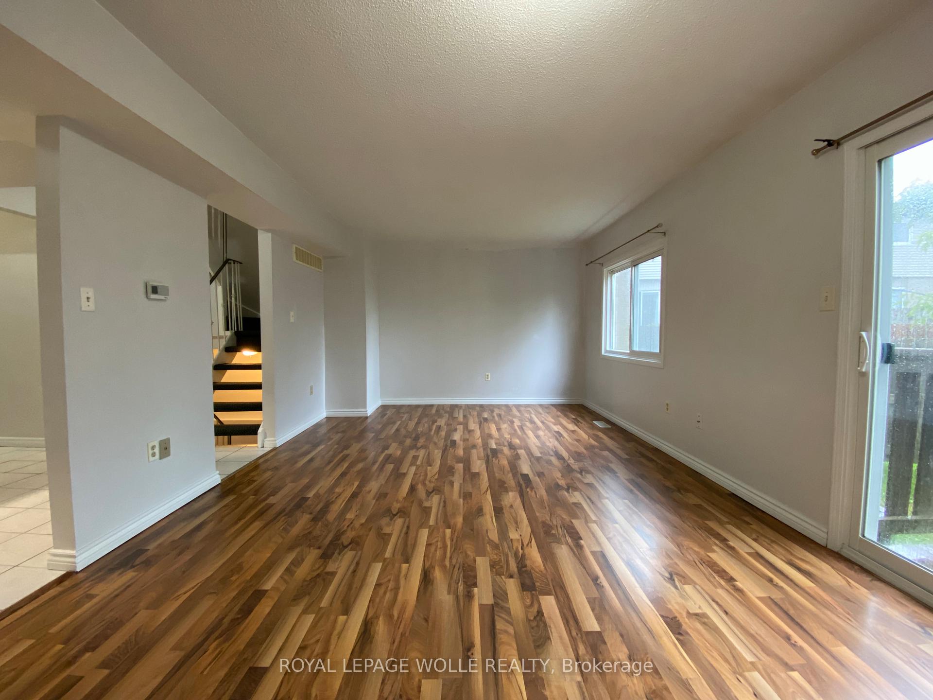 Photo 11 of Unit 32, 20 Paulander Drive, Kitchener — HOMEH