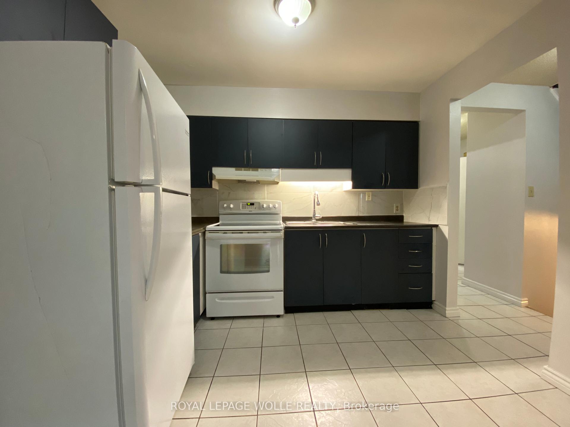 Photo 15 of Unit 32, 20 Paulander Drive, Kitchener — HOMEH