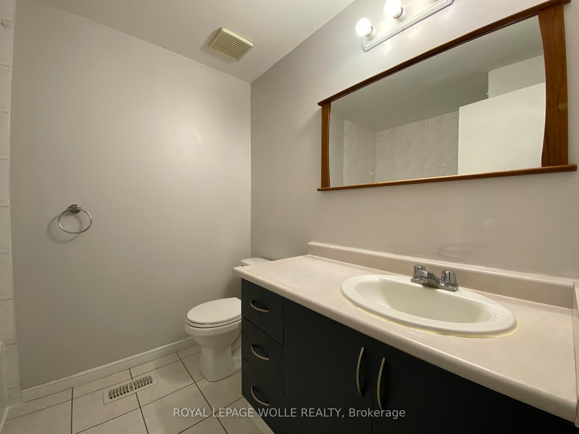 Photo 28 of Unit 32, 20 Paulander Drive, Kitchener — HOMEH