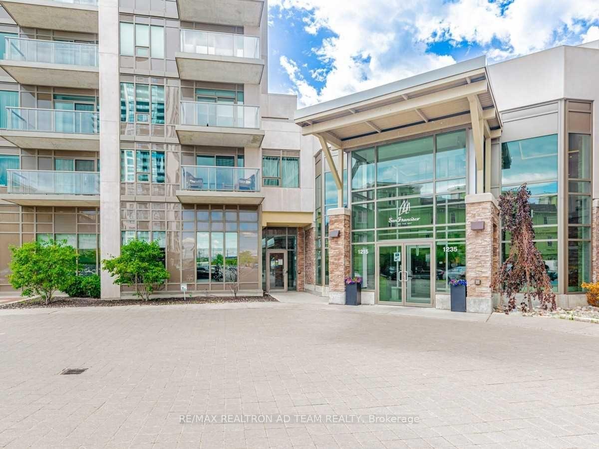 Photo 2 of Unit 803, 1215 Bayly Street, Pickering, Bay Ridges — HOMEH