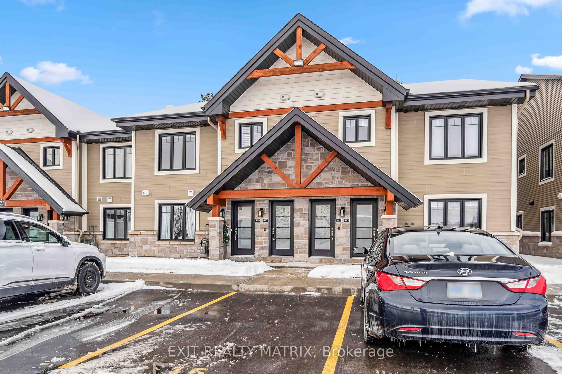 Photo 2 of Unit 410, 99 St Moritz Trail N, Embrun — HOMEH