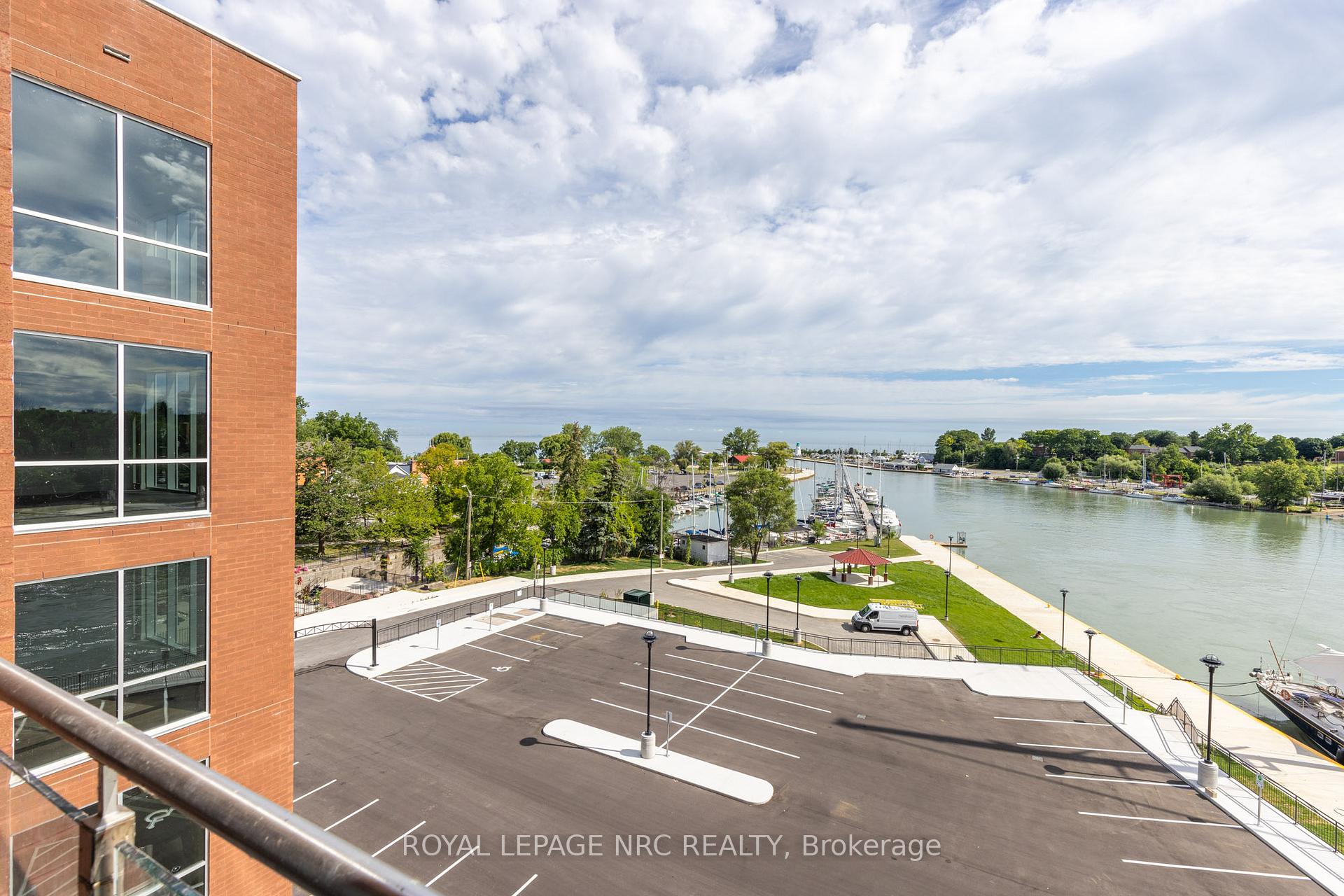 Photo 15 of Unit 403, 57 Lakeport Road, St. Catharines, Port Dalhousie — HOMEH