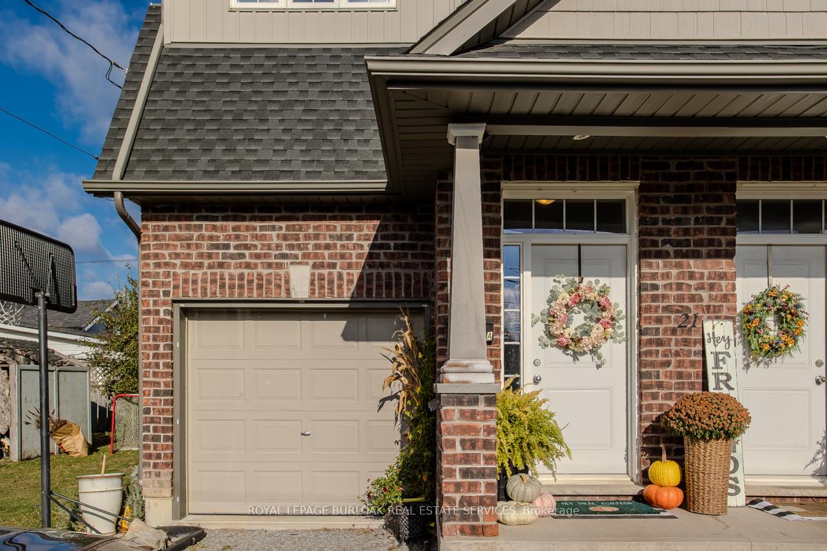 Photo 4 of 21A Townline Road E, St. Catharines, Burleigh Hill — HOMEH