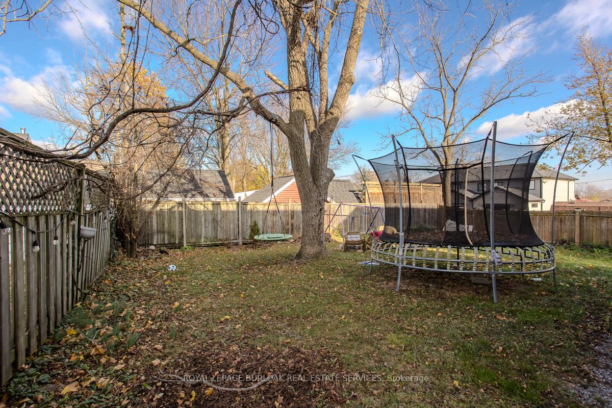 Photo 8 of 21A Townline Road E, St. Catharines, Burleigh Hill — HOMEH