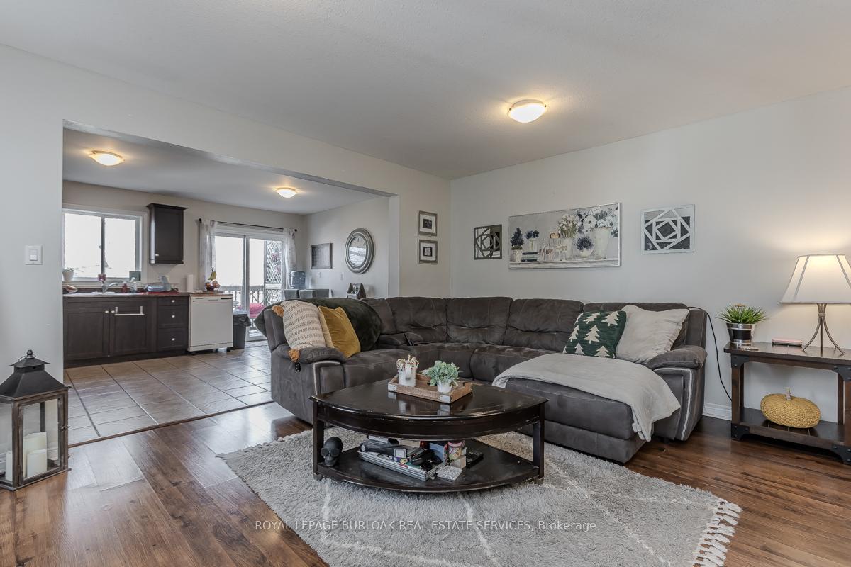 Photo 18 of 21A Townline Road E, St. Catharines, Burleigh Hill — HOMEH