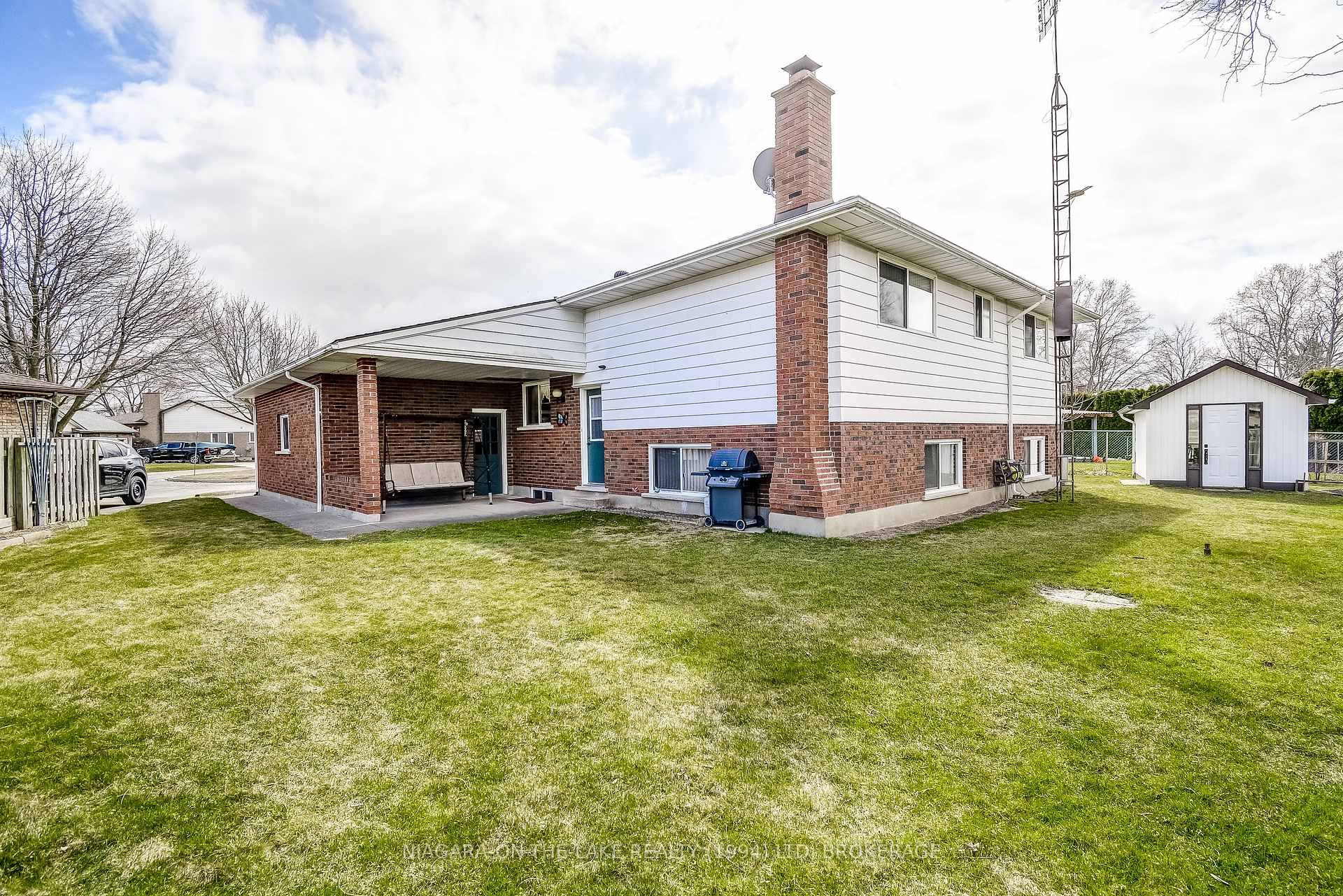 Photo 18 of 11 Bullocks Corners, St. Catharines, Bunting/Linwell — HOMEH